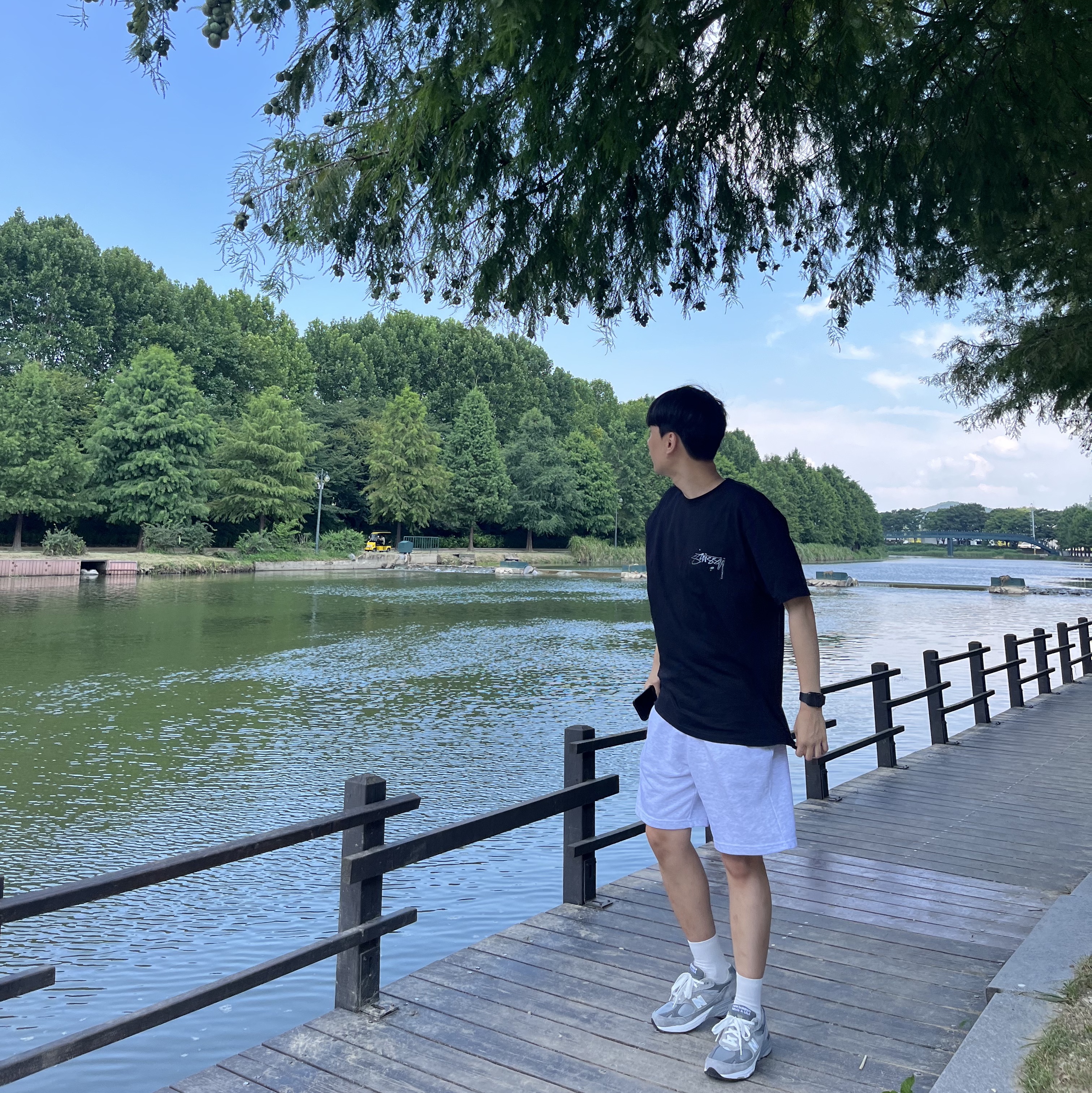 Stussy Mercury T-Shirt Black 착용 스타일 - 1