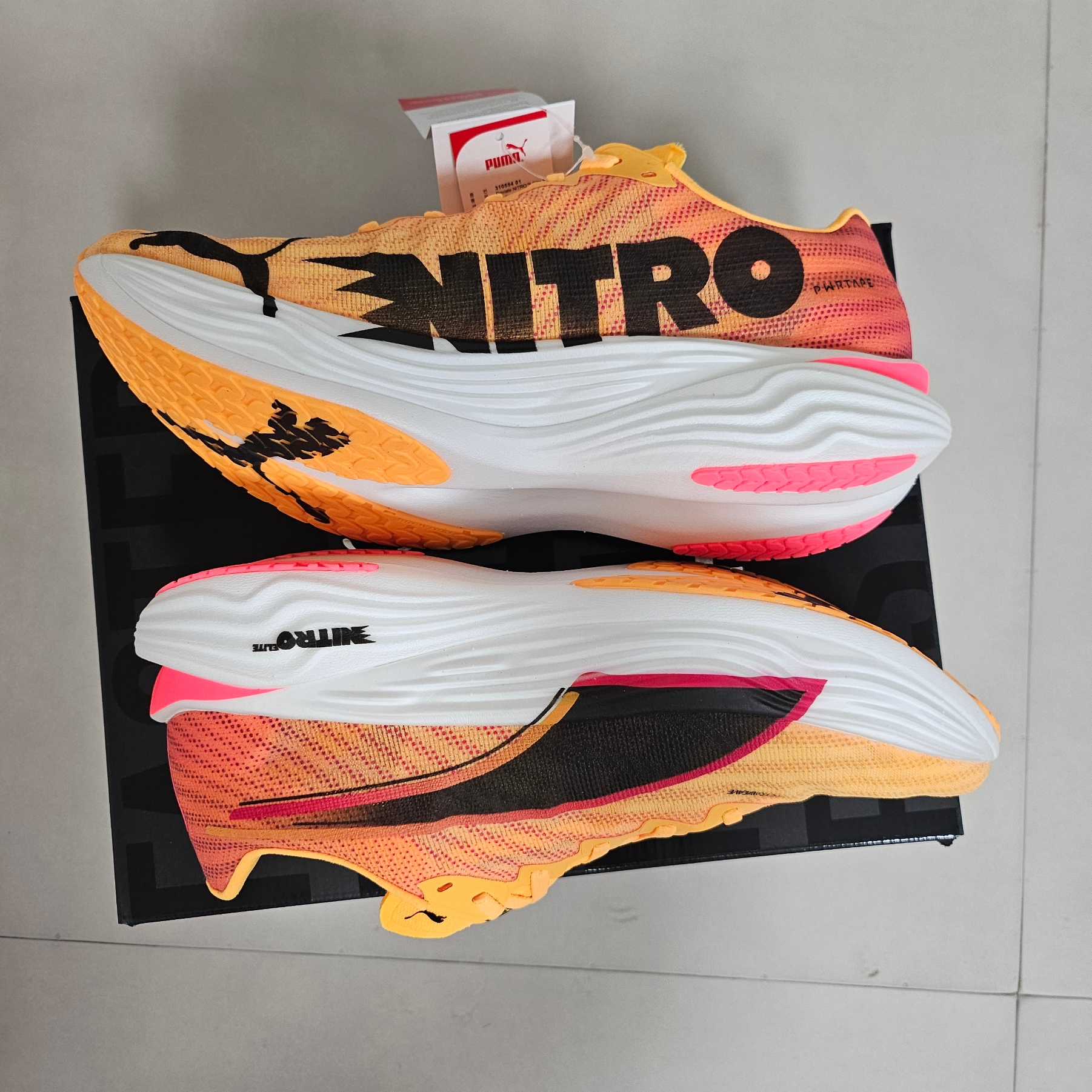 Puma Deviate Nitro Elite 3 Fire Sun Stream Sunset Glow 착용 스타일 - 3