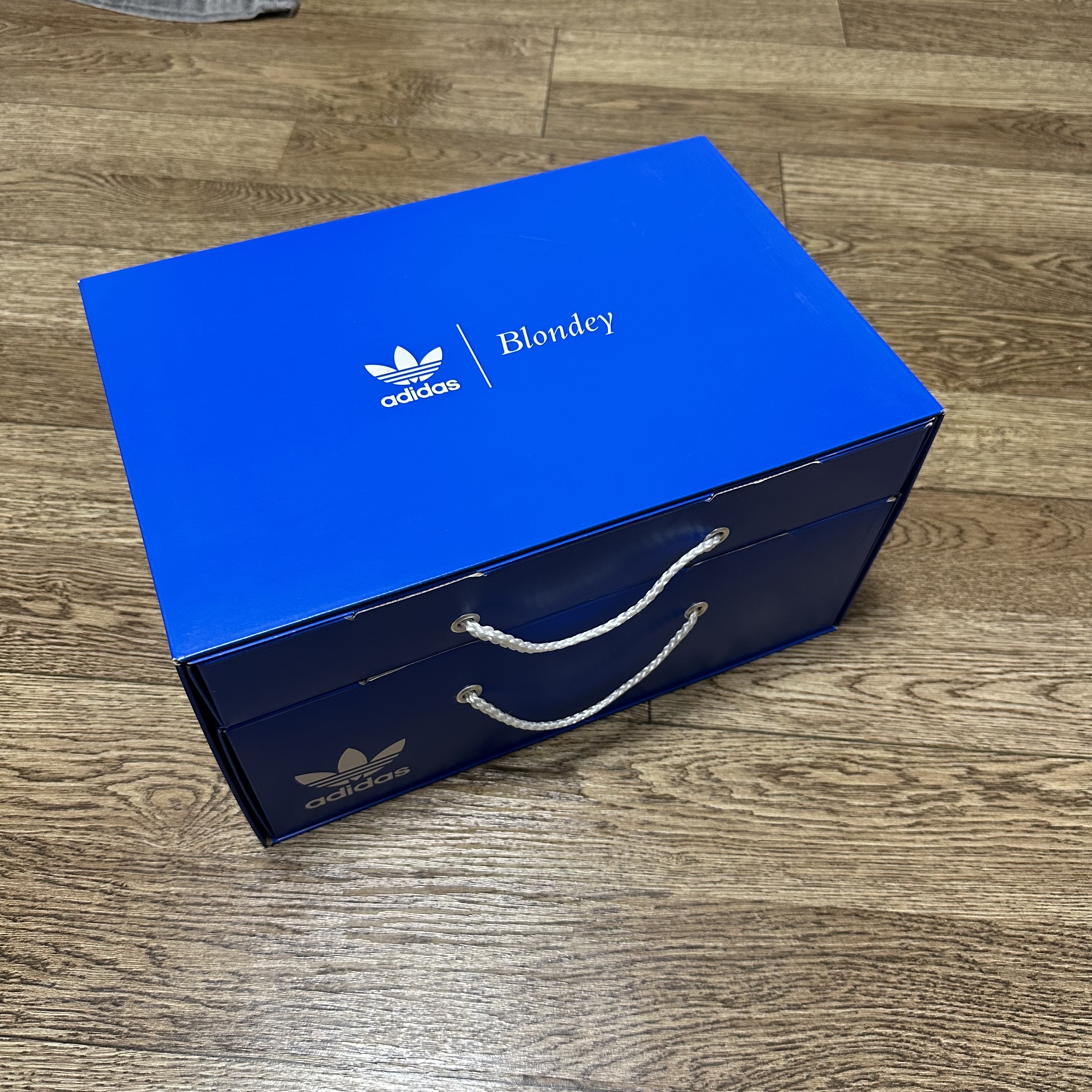 Adidas x Blondey McCoy Superstar 80s Clear Gum 착용 스타일 - 1