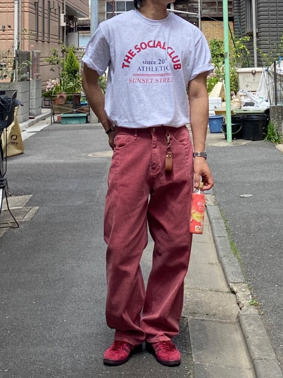 Adidas Tobacco Gruen Collegiate Burgundy 착용 스타일 - 5
