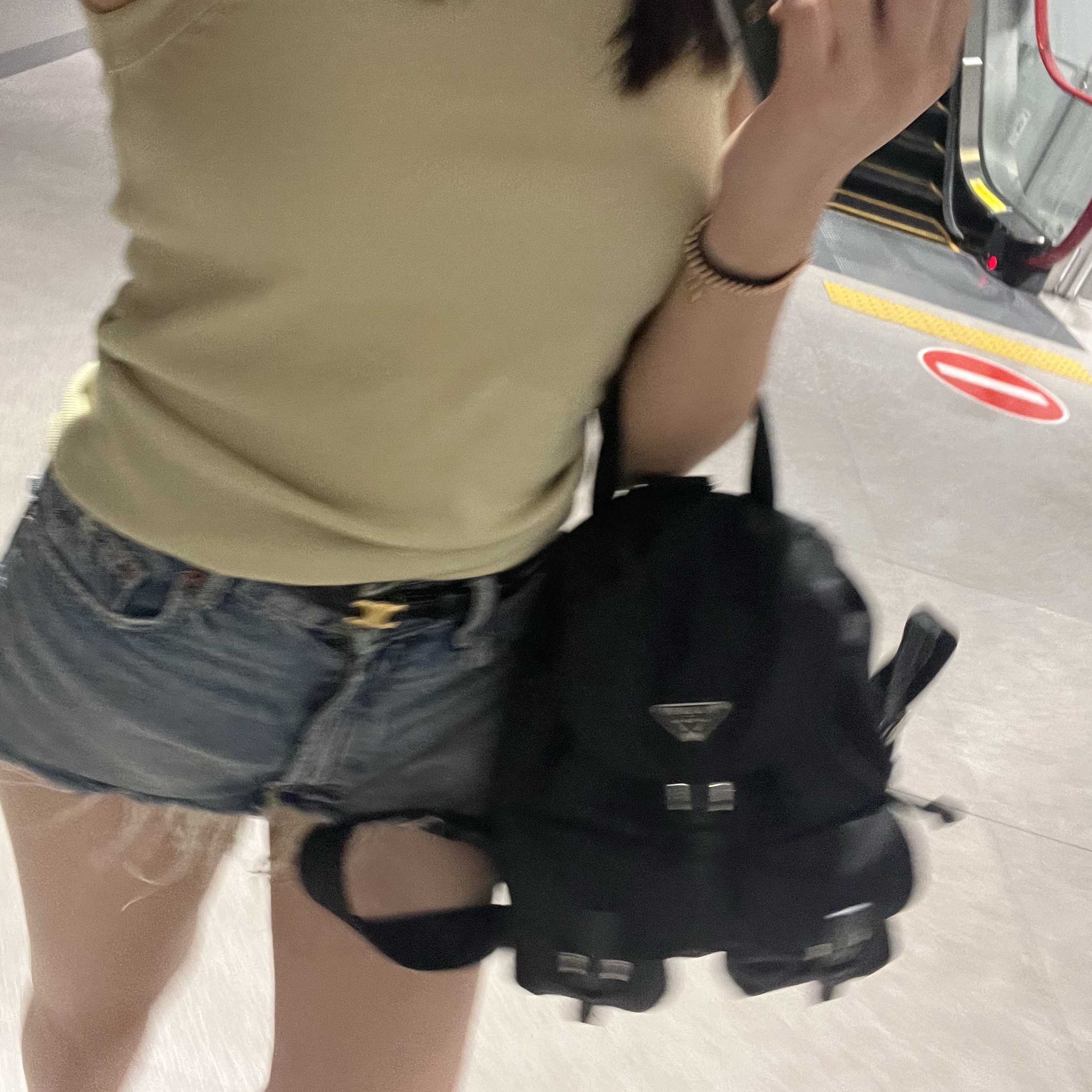(W) Celine Small Triomphe Belt in Smooth Calfskin Black, Prada Re-Edition 1978 Re-Nylon Small Backpack Black 착용 스타일 - 1