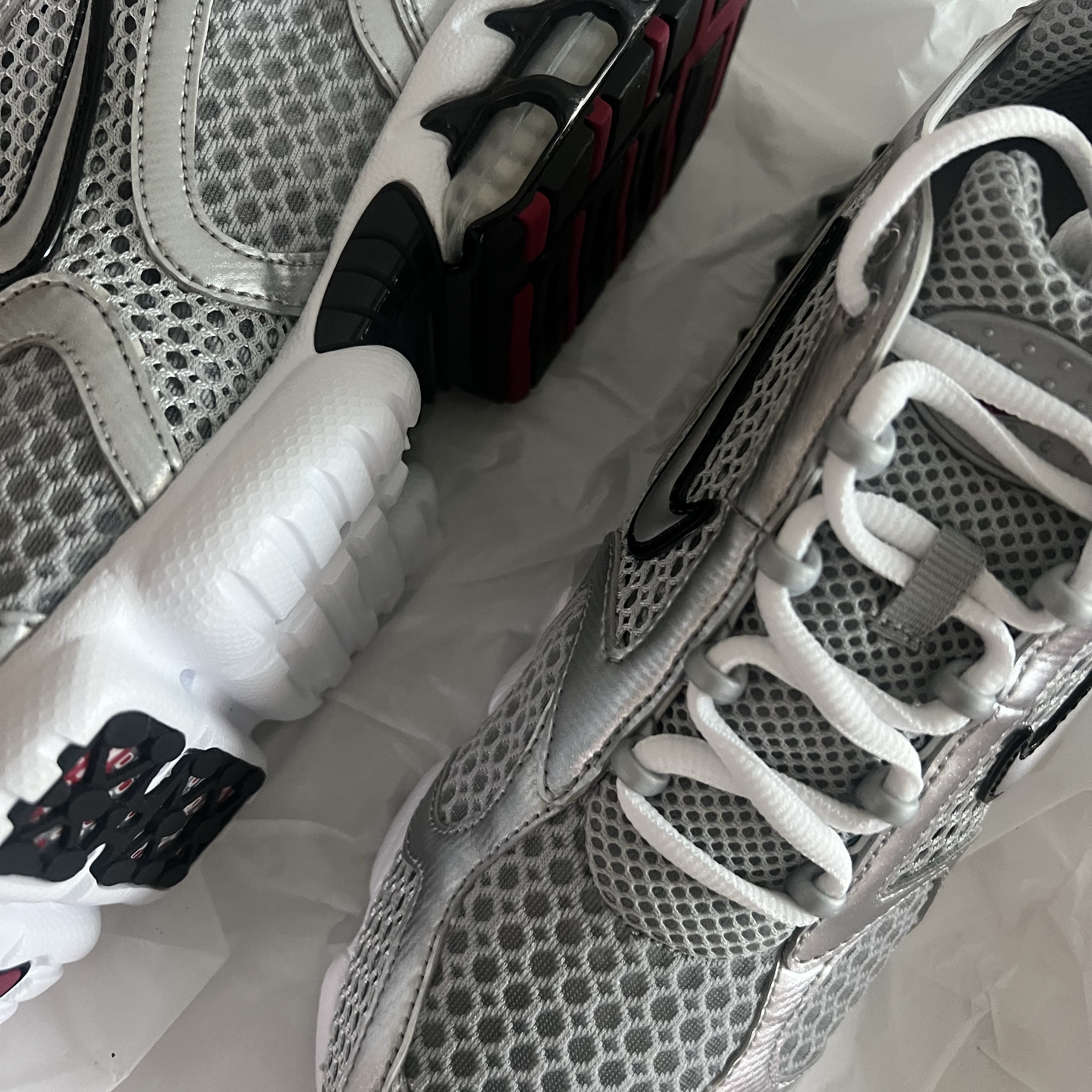 Nike Air Zoom Spiridon Cage 2 Metallic Silver 착용 스타일 - 4