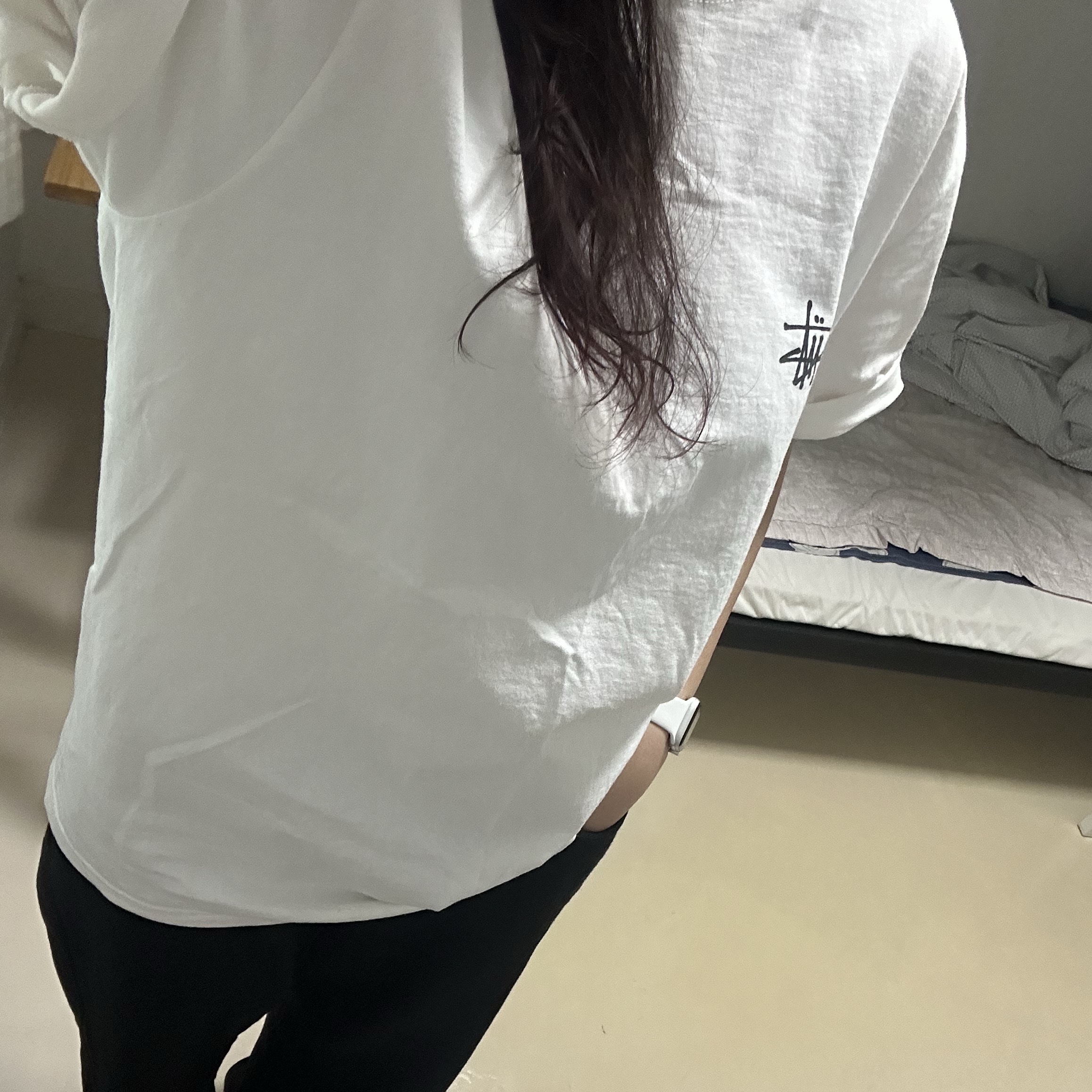 Stussy Basic Stussy T-Shirt White 2024, 2025 착용 스타일