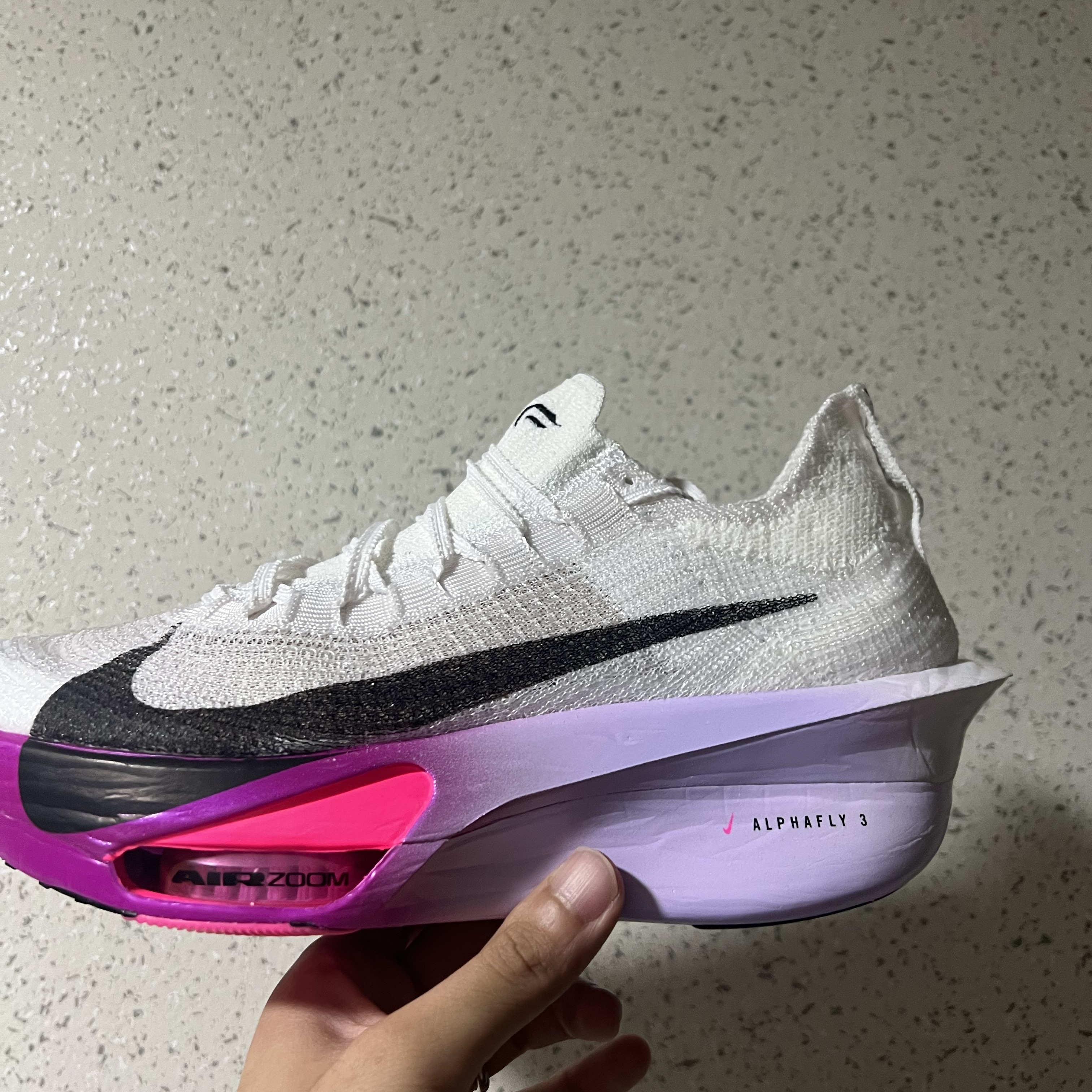 Nike Air Zoom Alphafly Next% 3 Hyper Pink 착용 스타일 - 2