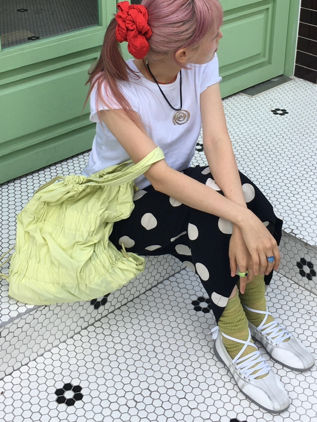ACOC Tiered Banding Backpack Lime Lemon 착용 스타일 - 3