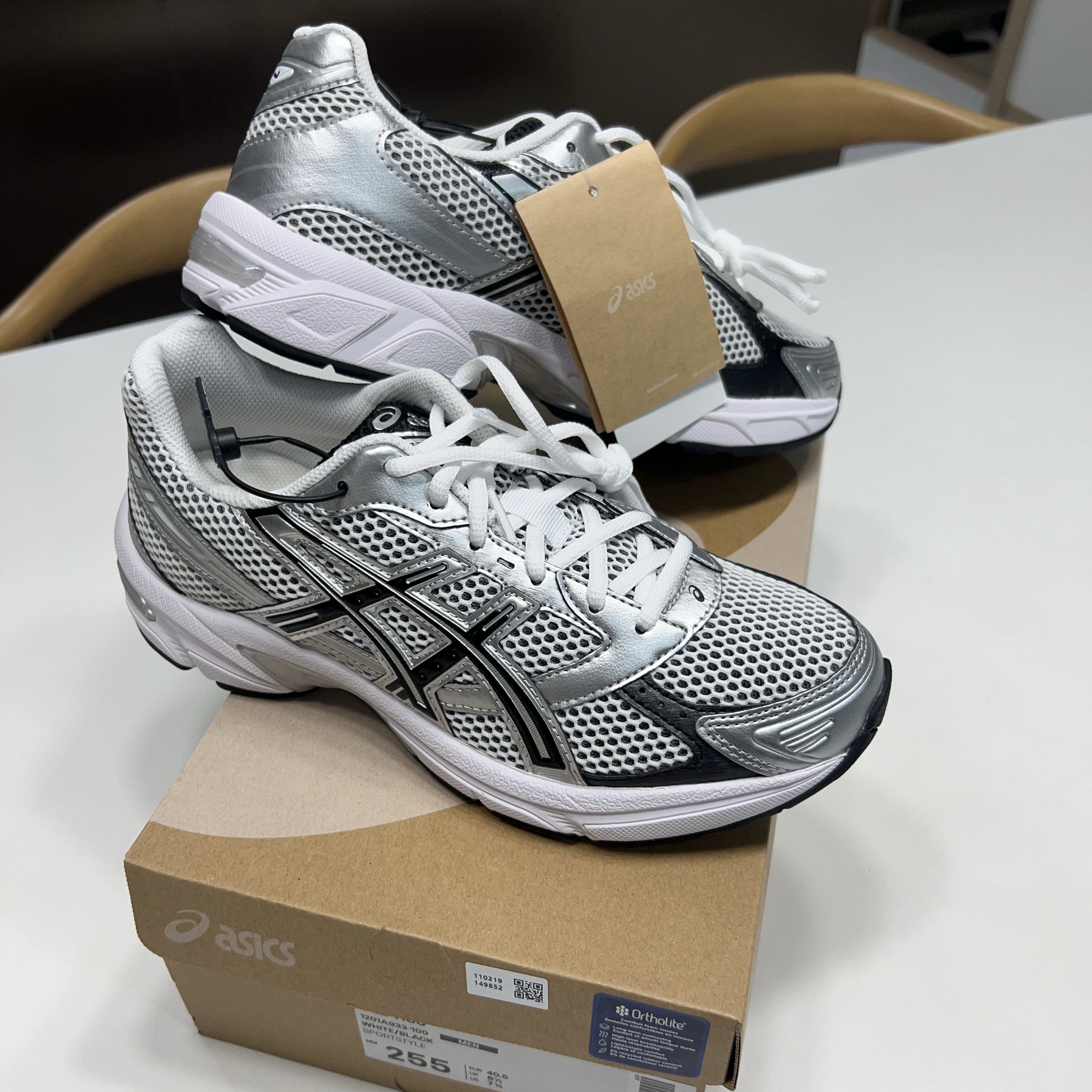 Asics Gel-1130 White Black 착용 스타일