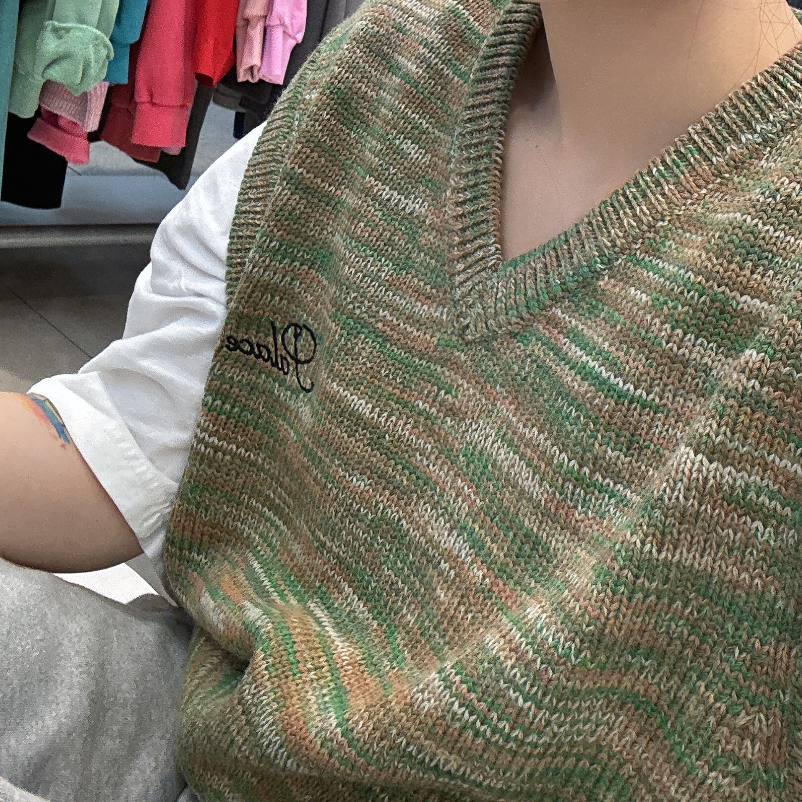 Palace Space Knit Vest Green - 24SS 착용 스타일