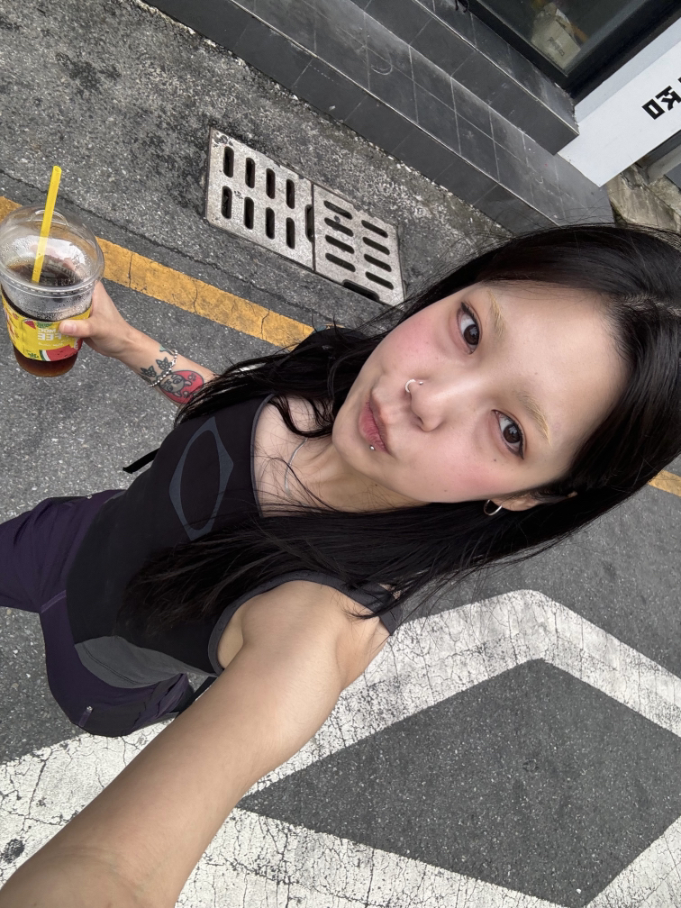 KREAM 프로필 이미지