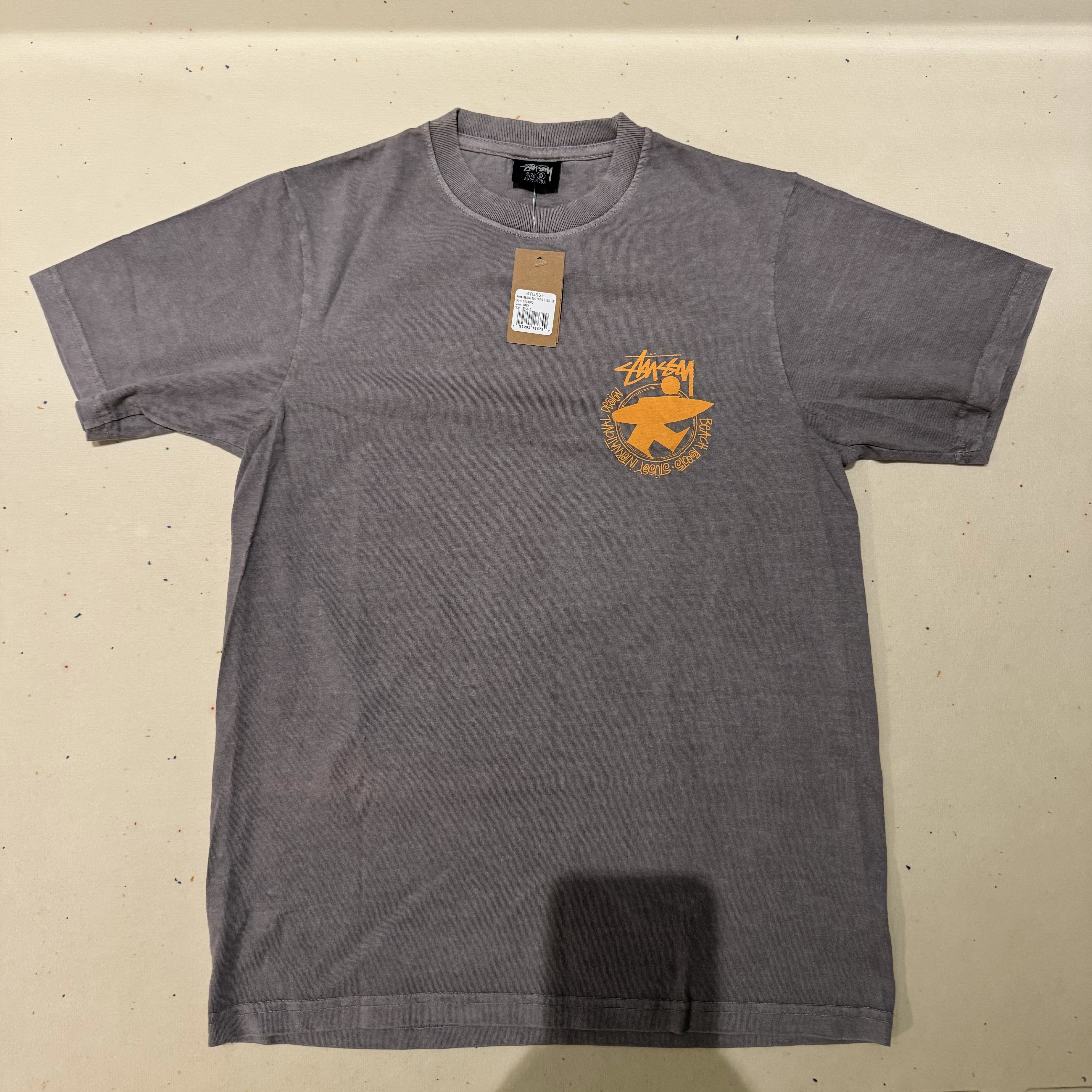 Stussy Beach Roots T-Shirt Grey 착용 스타일 - 2