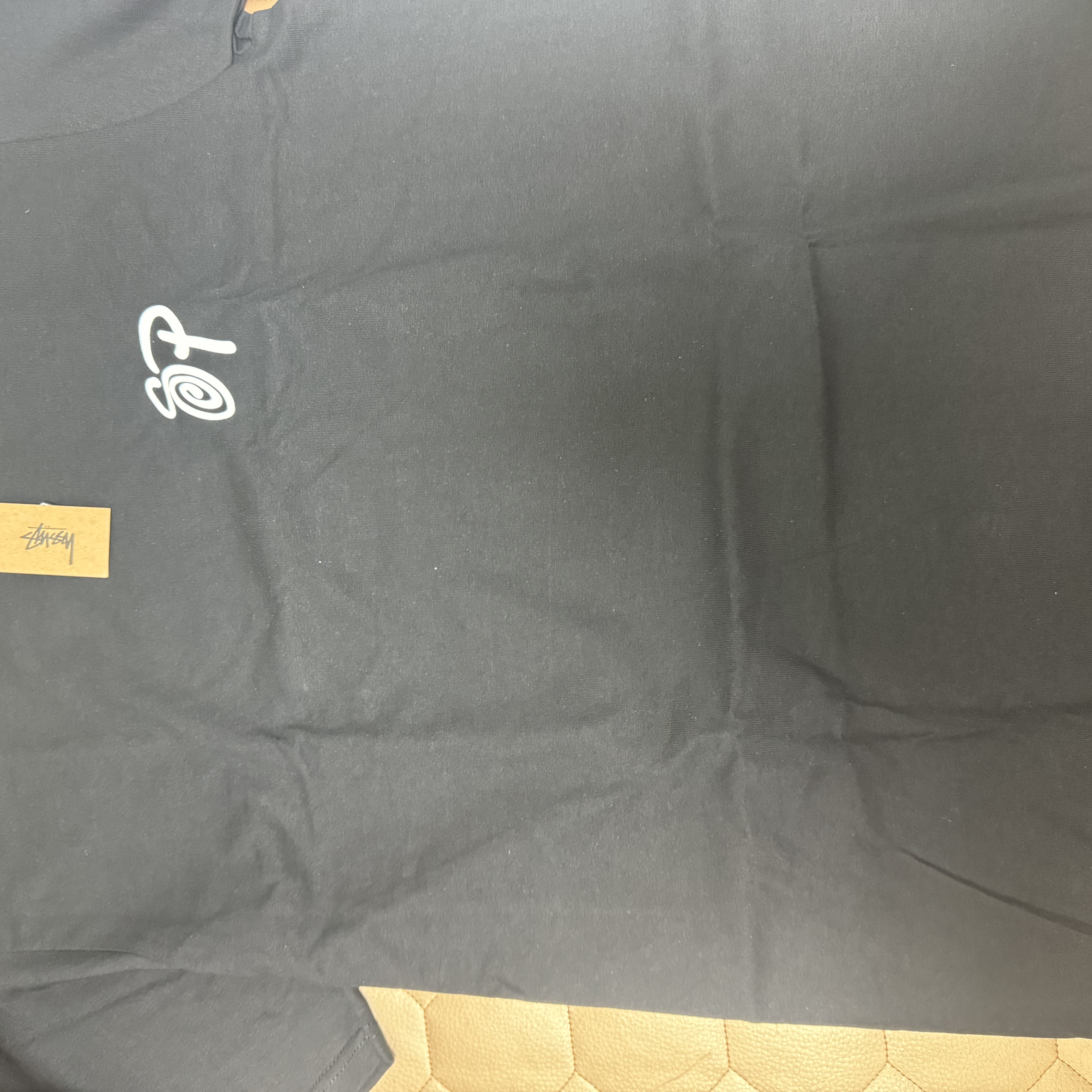 Stussy x Patta Sound Connection T-Shirt Black 착용 스타일 - 2