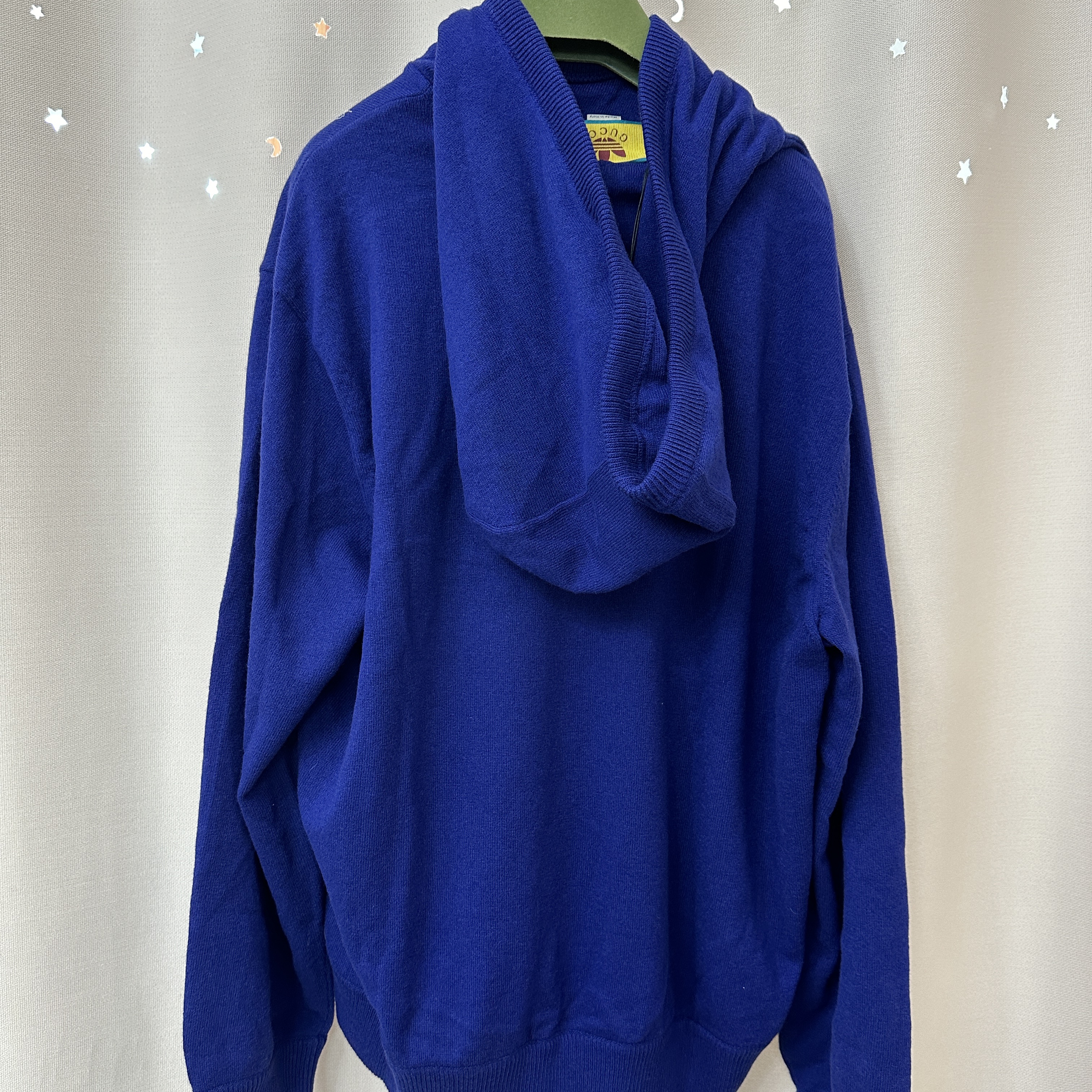Gucci x adidas Wool Sweatshirt Dark Blue 착용 스타일 - 2
