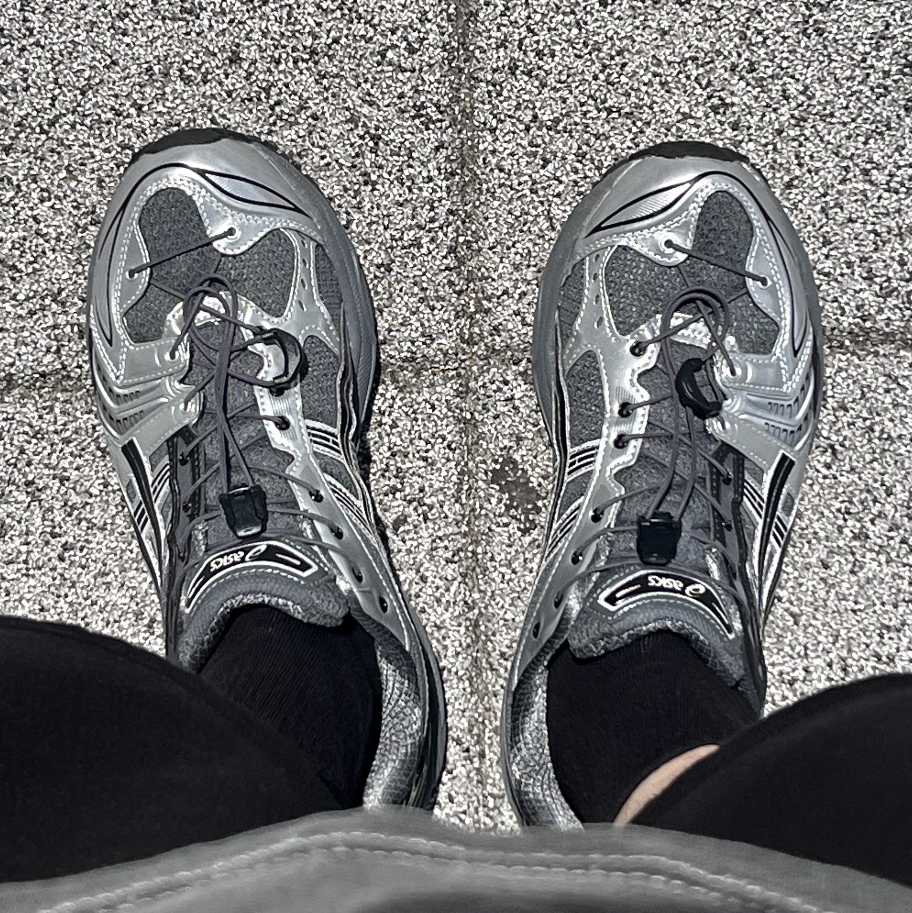 Asics x Unaffected Gel-Kayano 14 Silver Moon 착용 스타일