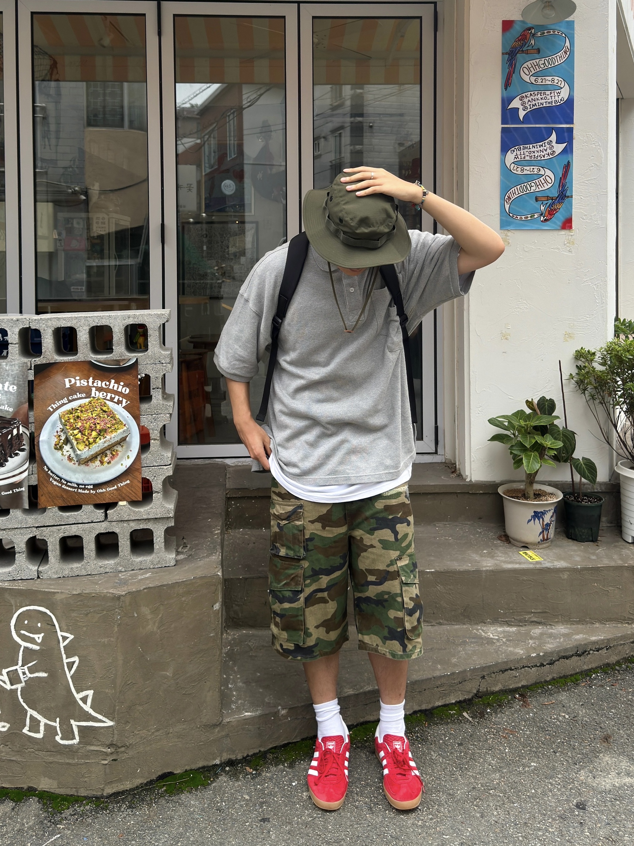 Adidas Gazelle Indoor Scarlet, YMCL KY Jungle Hat Olive 착용 스타일 - 4