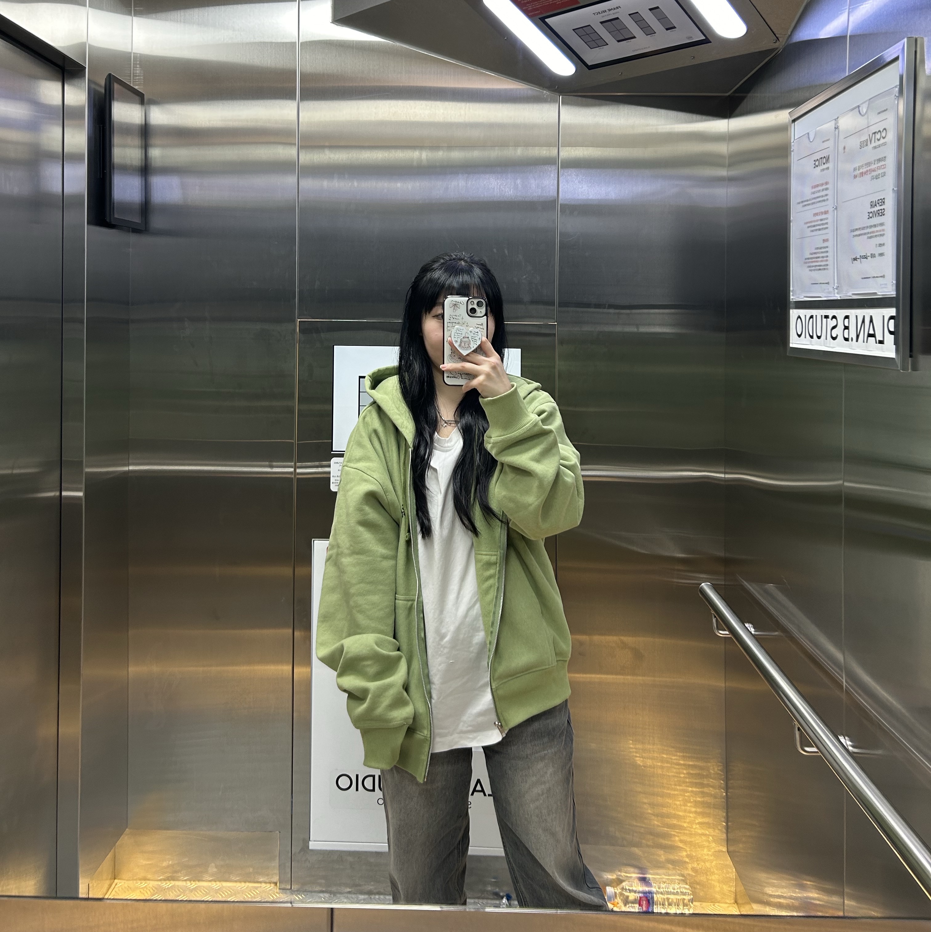 Stussy Basic Stussy Zip Hoodie Moss 2023 착용 스타일