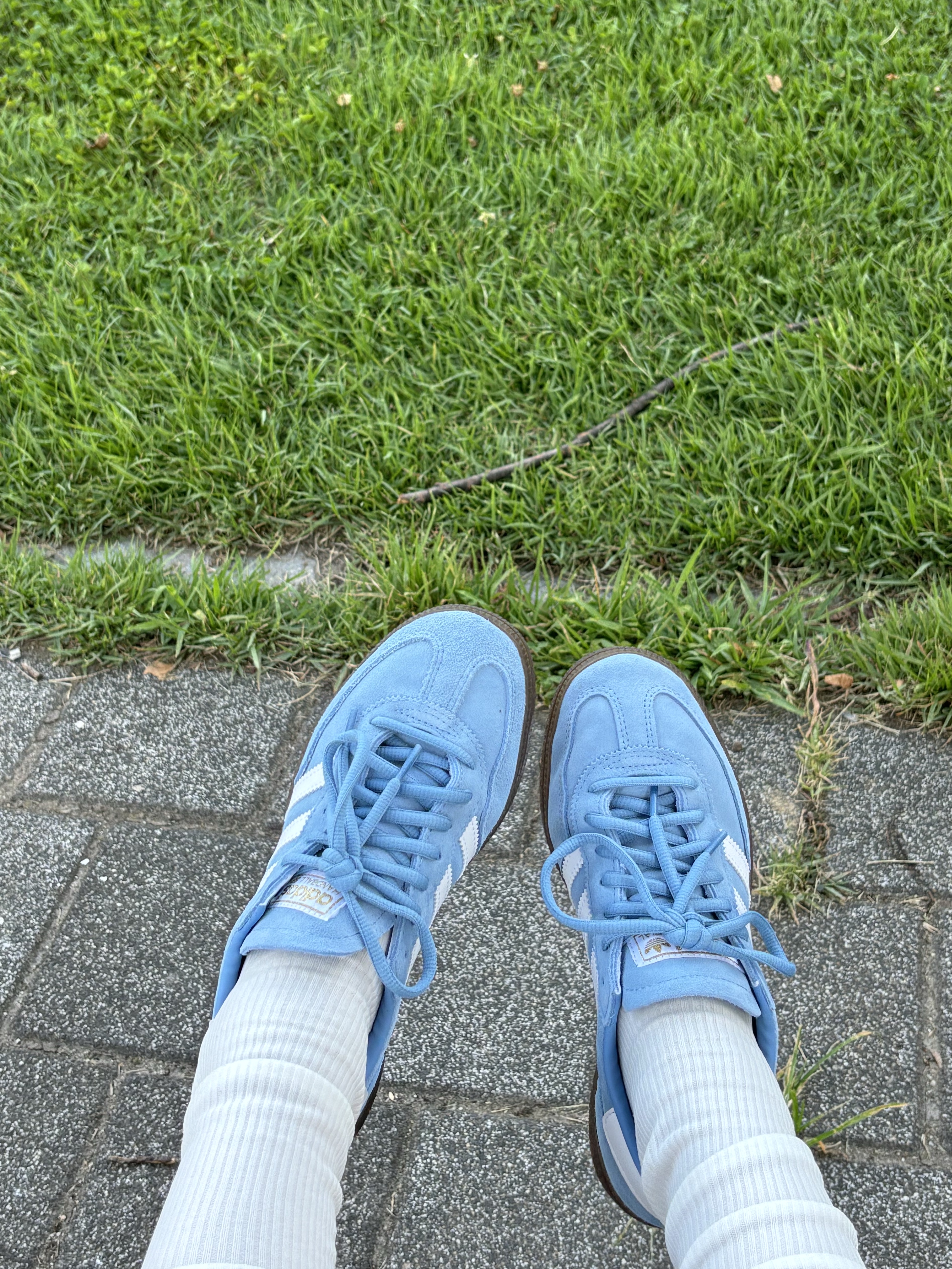 Adidas Spezial Handball Light Blue 착용 스타일 - 2