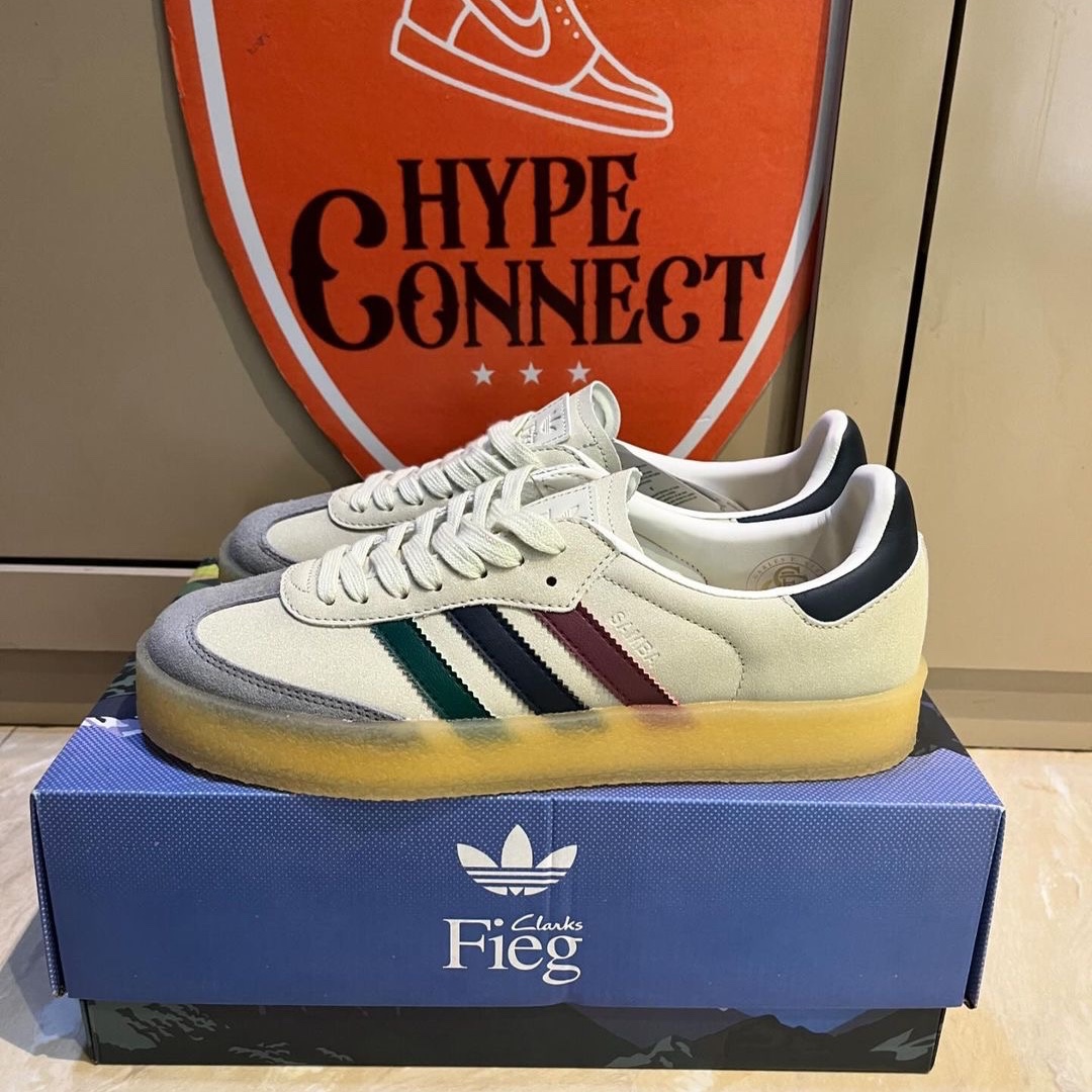 Adidas x Clarks x Ronnie Fieg 8th Street Samba Chalk White Collegiate Green 착용 스타일 - 6