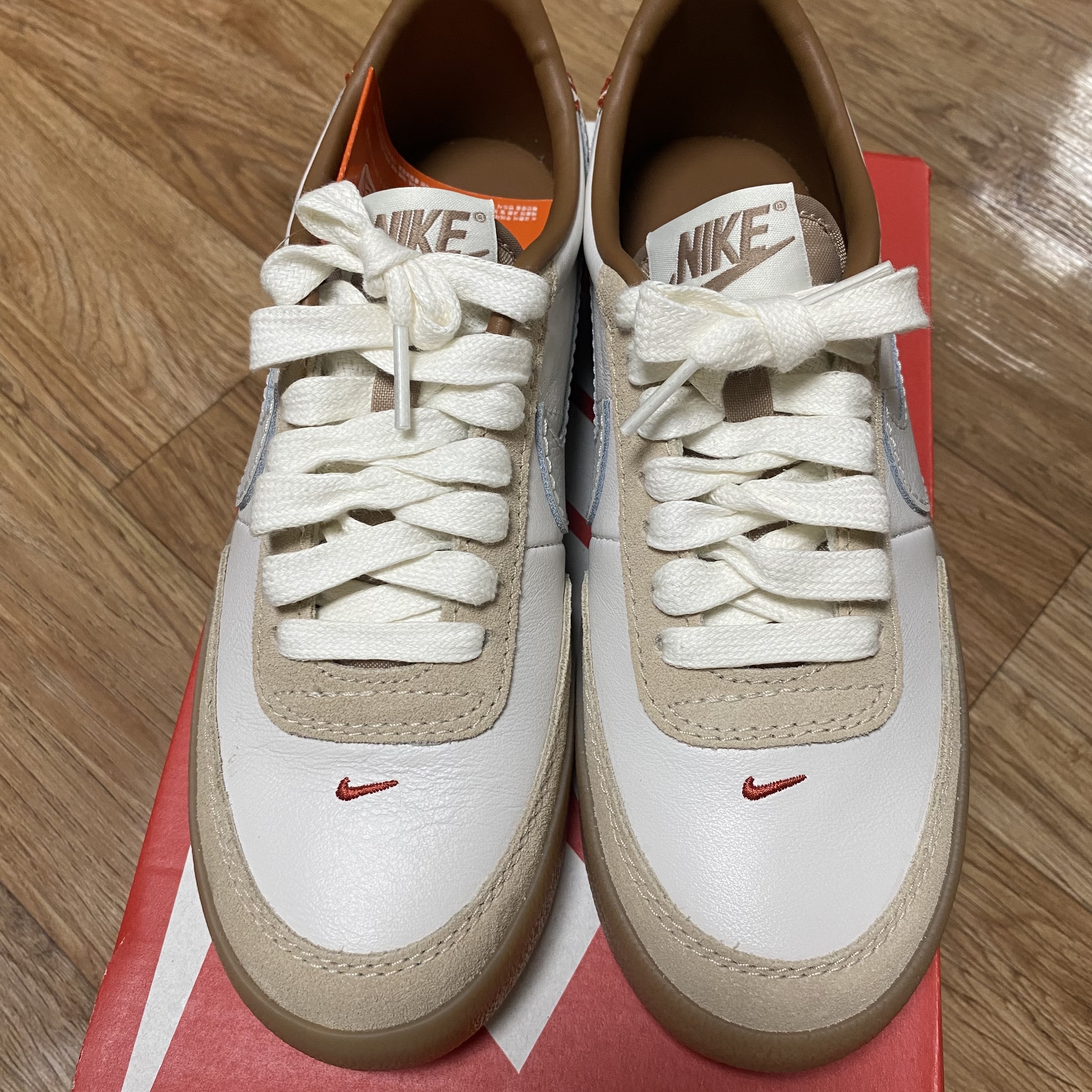 (W) Nike Killshot 2 Phantom Gum Yellow 착용 스타일 - 3