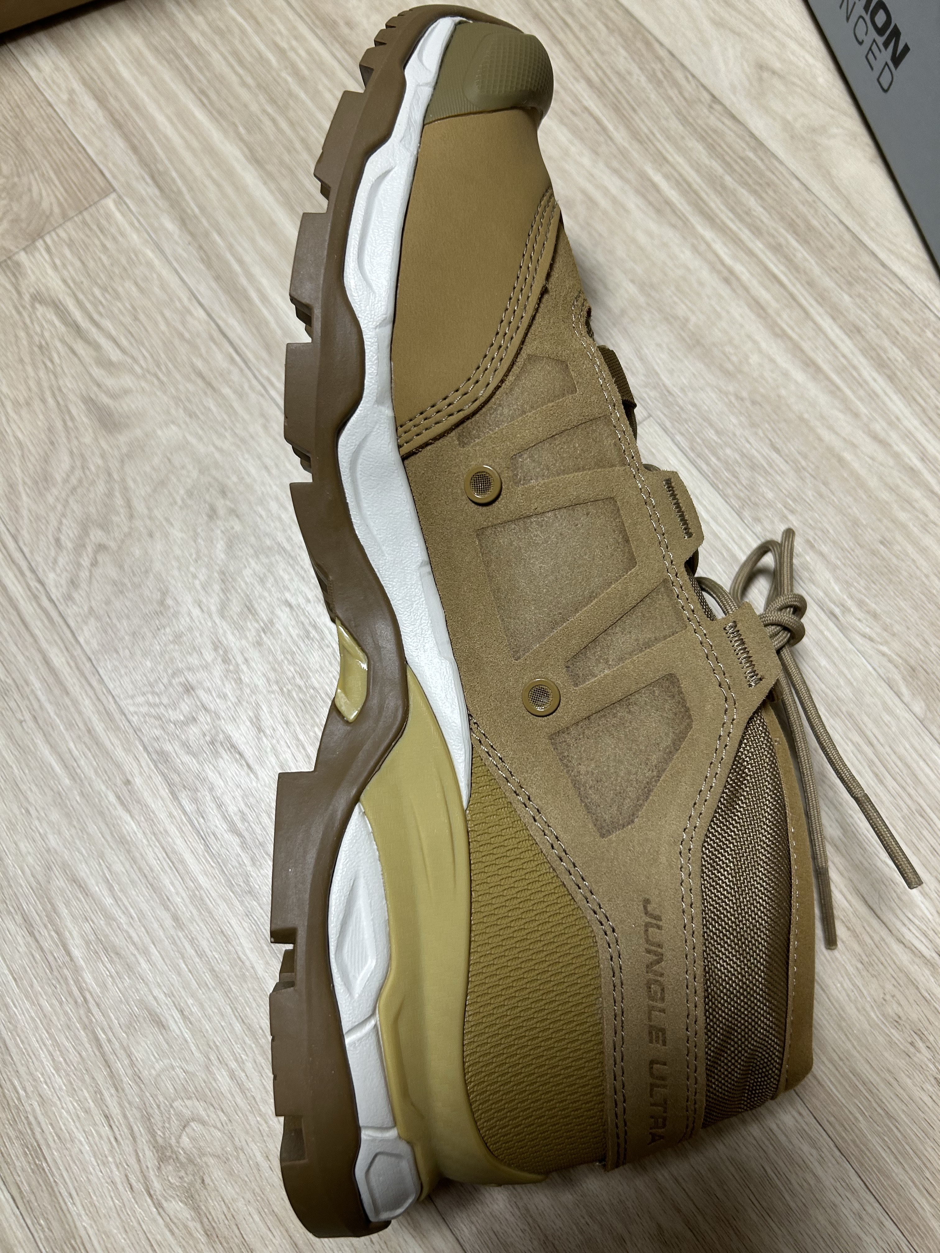 Salomon Jungle Ultra Low ADV Safari 착용 스타일