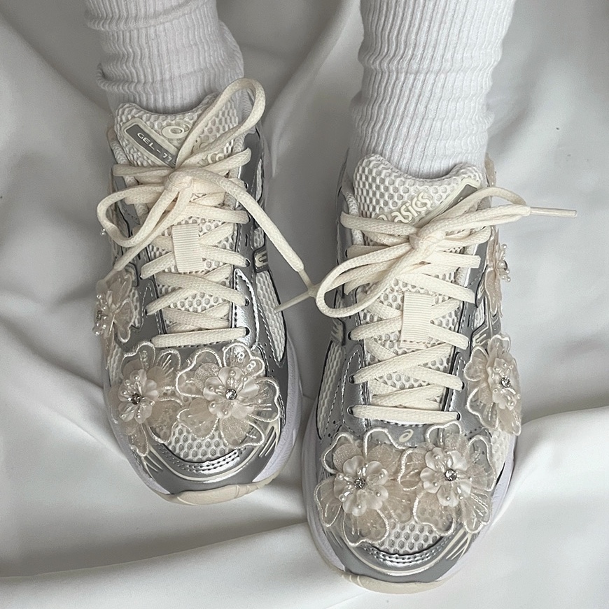 (W) Asics Gel-1130 Cream Pure Silver 착용 스타일 - 3
