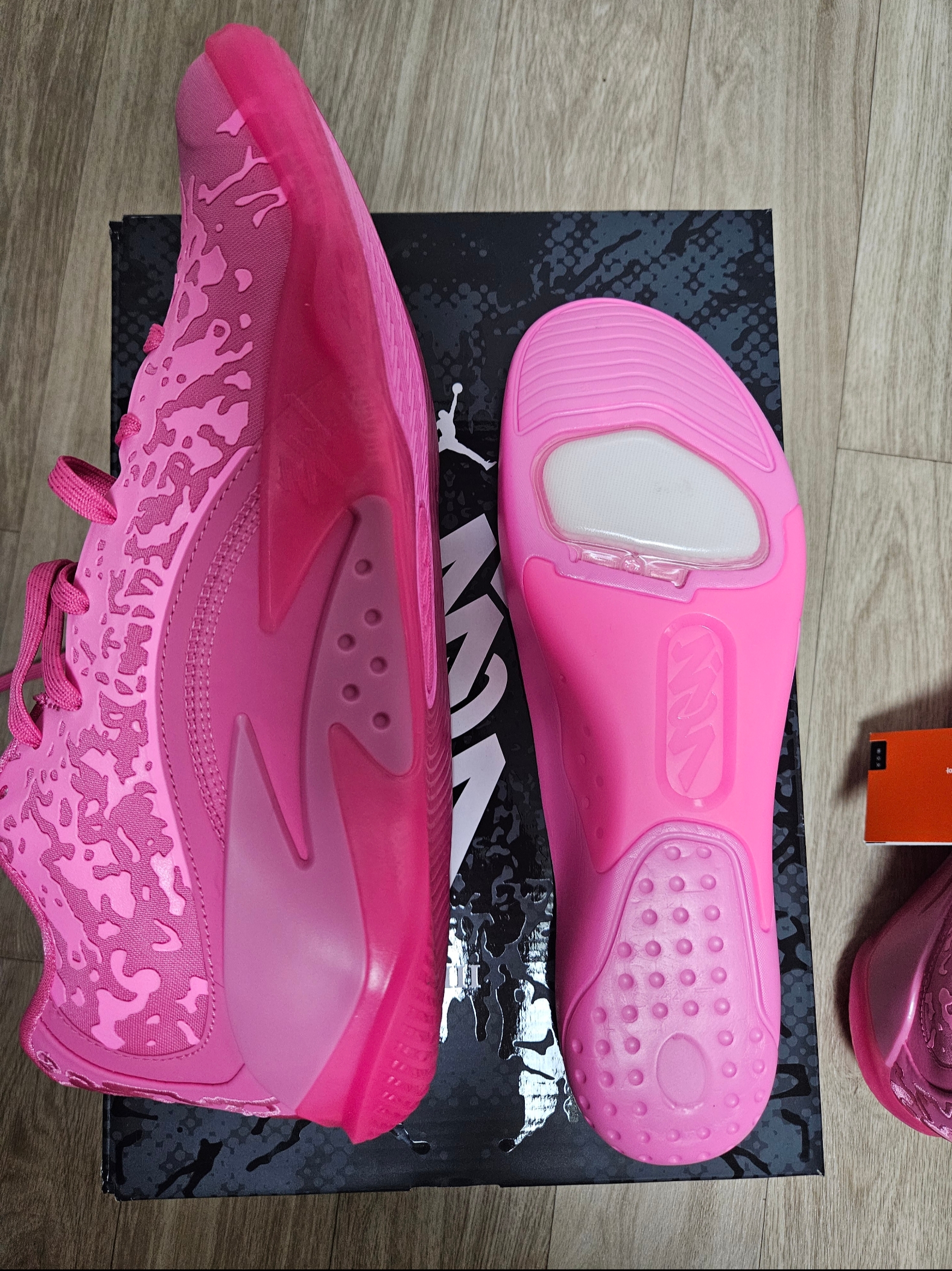 Jordan Zion 3 PF Pinksicle Pink Spell 착용 스타일 - 2