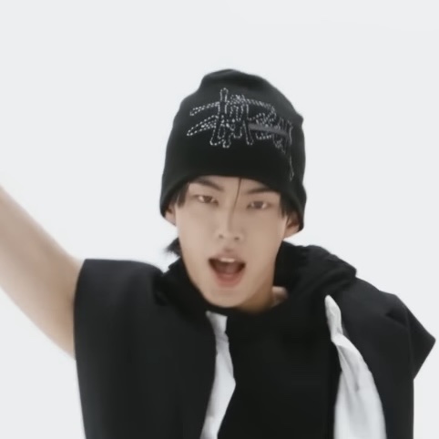 Stussy Skullcap Basic Logo Stitch Black 착용 스타일 - 2