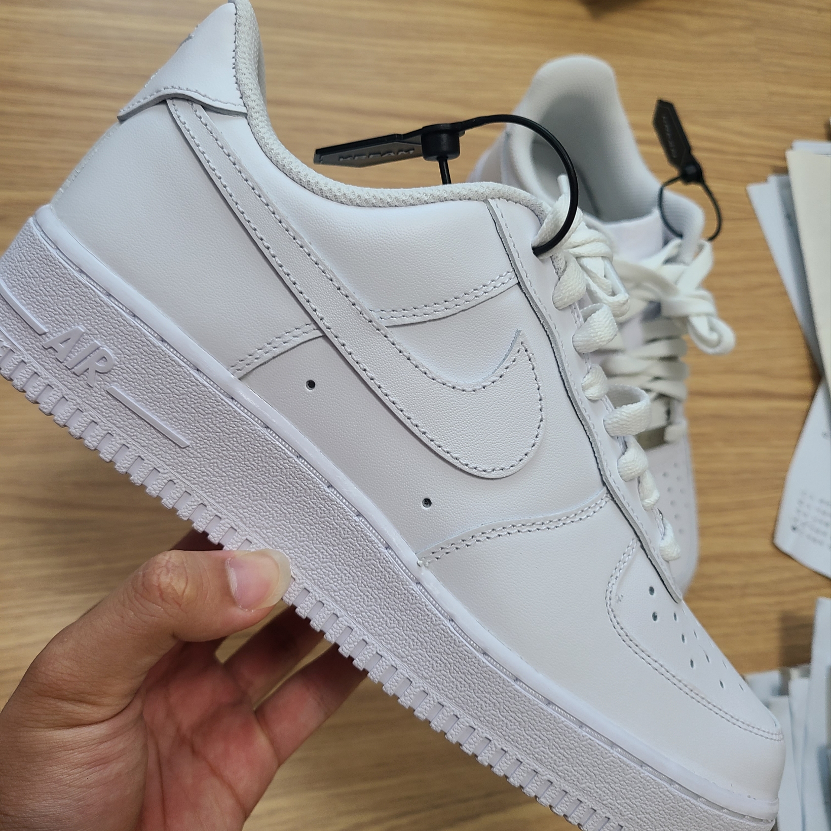 Nike Air Force 1 '07 Low White 착용 스타일 - 5