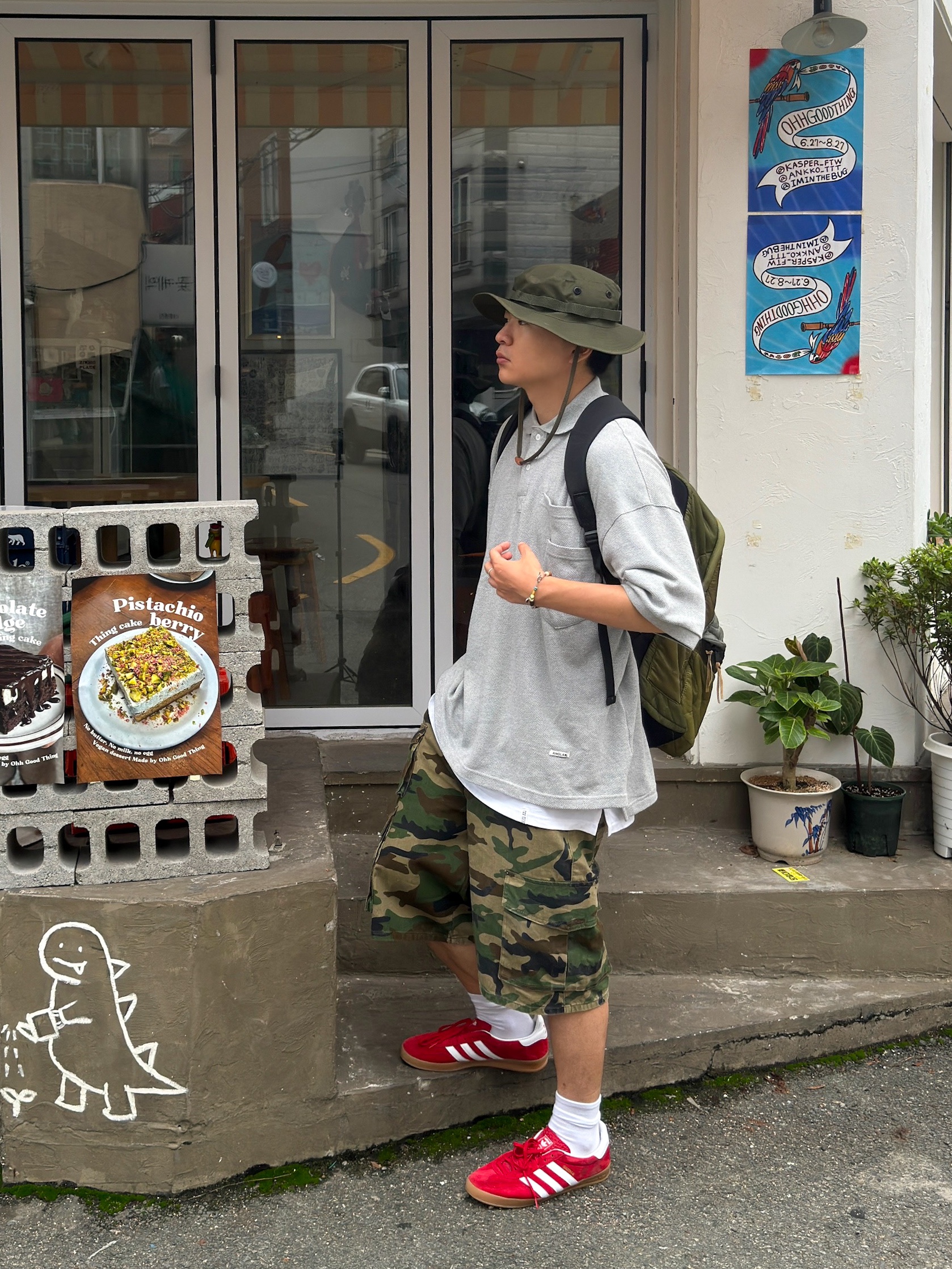 Adidas Gazelle Indoor Scarlet, YMCL KY Jungle Hat Olive 착용 스타일 - 3
