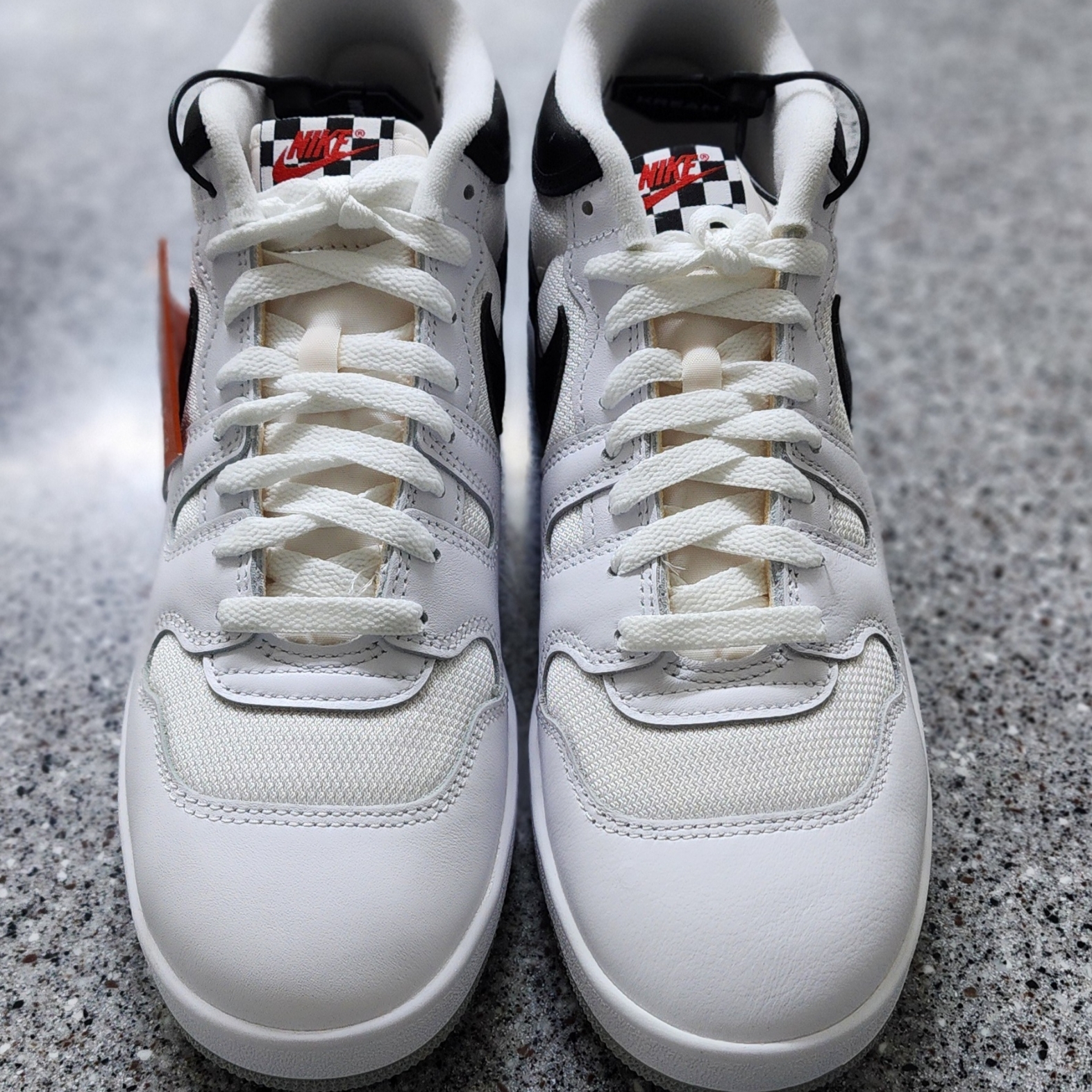 Nike Mac Attack QS SP Black and White 착용 스타일 - 1