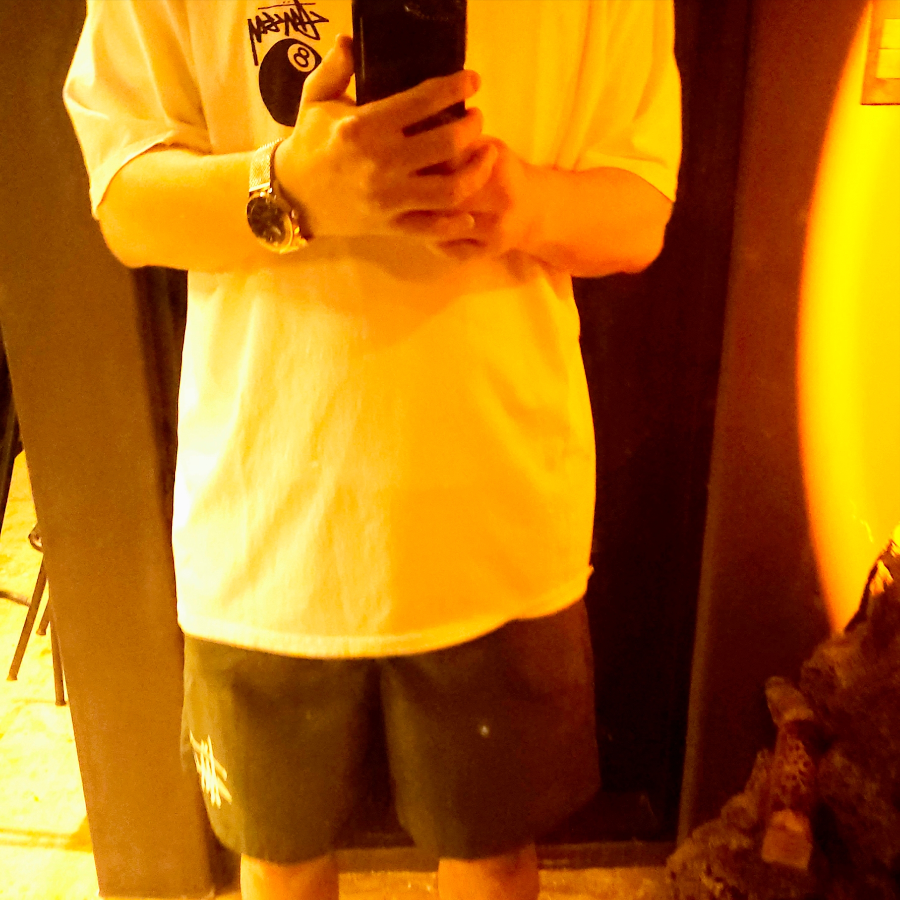 Stussy 8 Ball Pigment Dyed T-Shirt Natural 착용 스타일