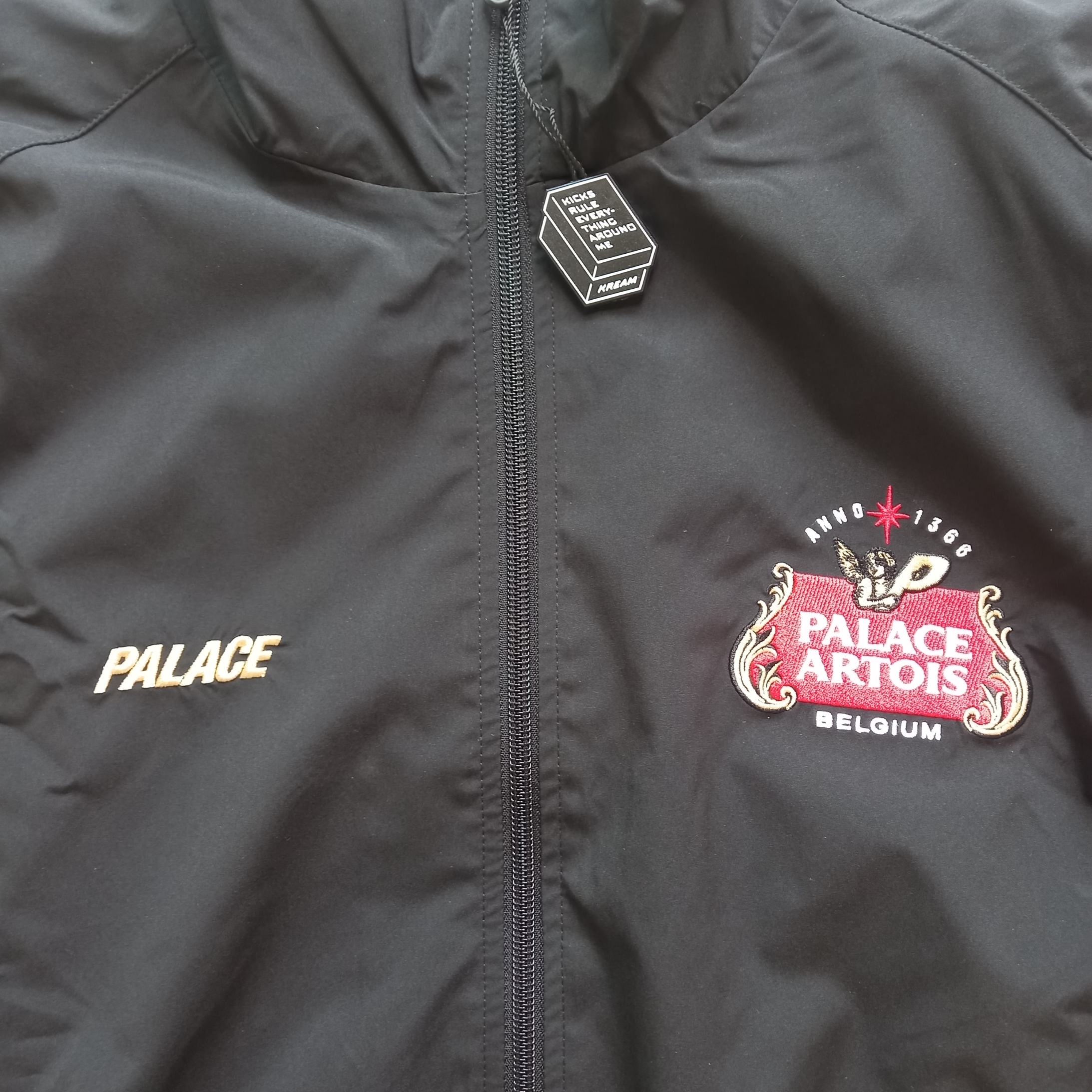 Palace x Stella Artois Light Court Jacket Black - 24SS 착용 스타일 - 4