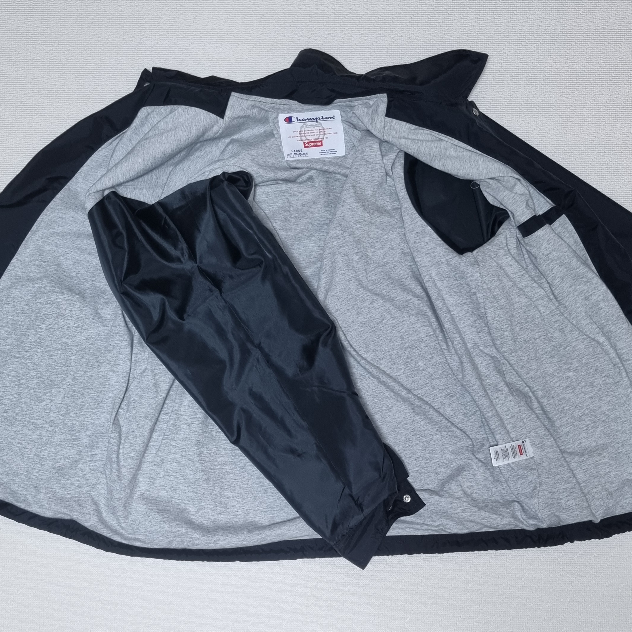 Supreme x Champion Coaches Jacket Black - 24SS 착용 스타일 - 2