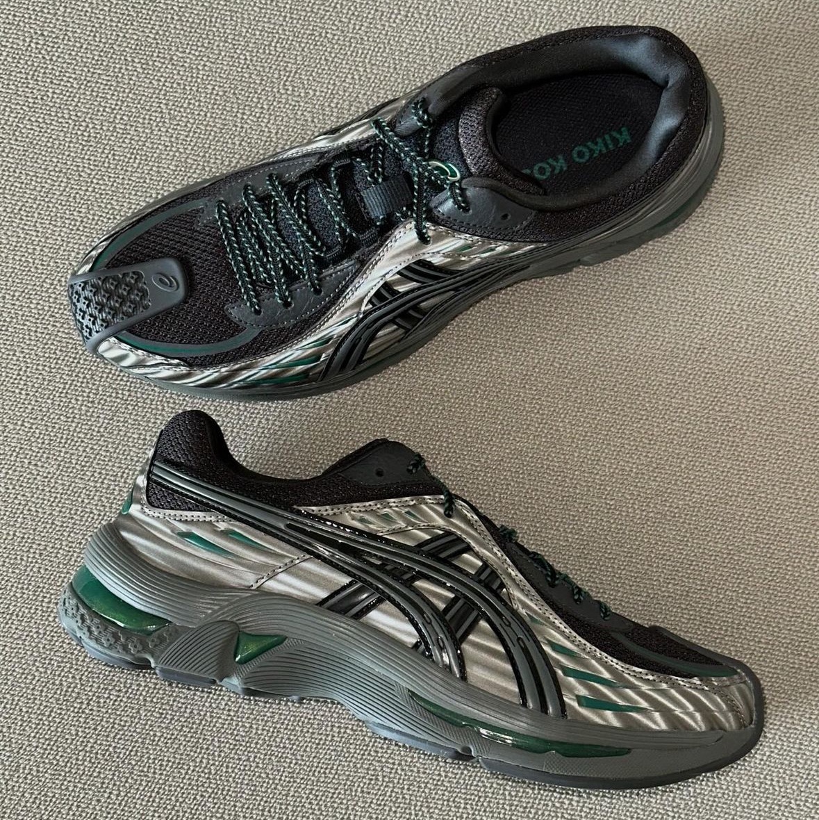 (W) Asics x Kiko Kostadinov Gel-Flammae Grey Black 착용 스타일 - 1