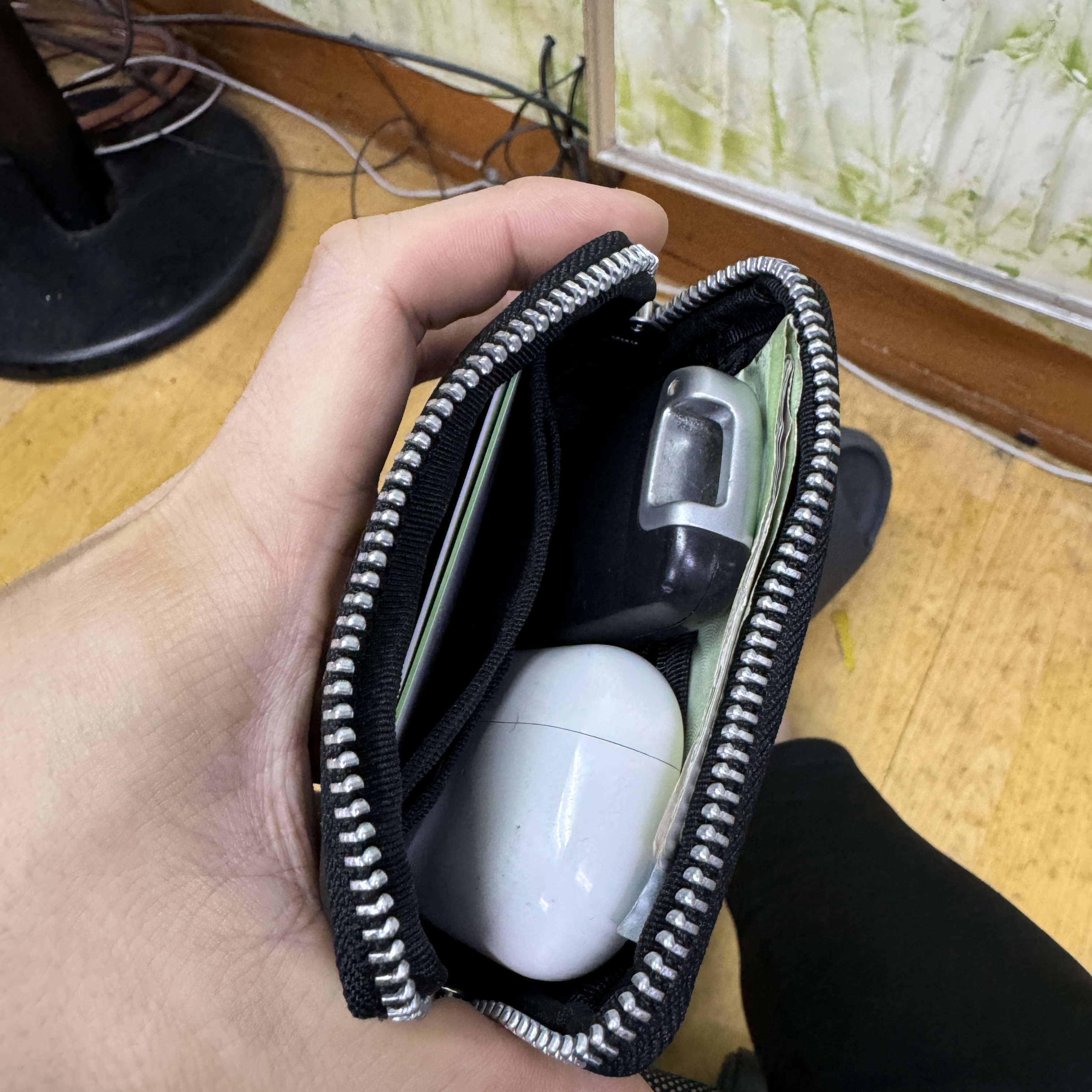 Porter Freestyle Multi Coin Case Black 착용 스타일 - 2