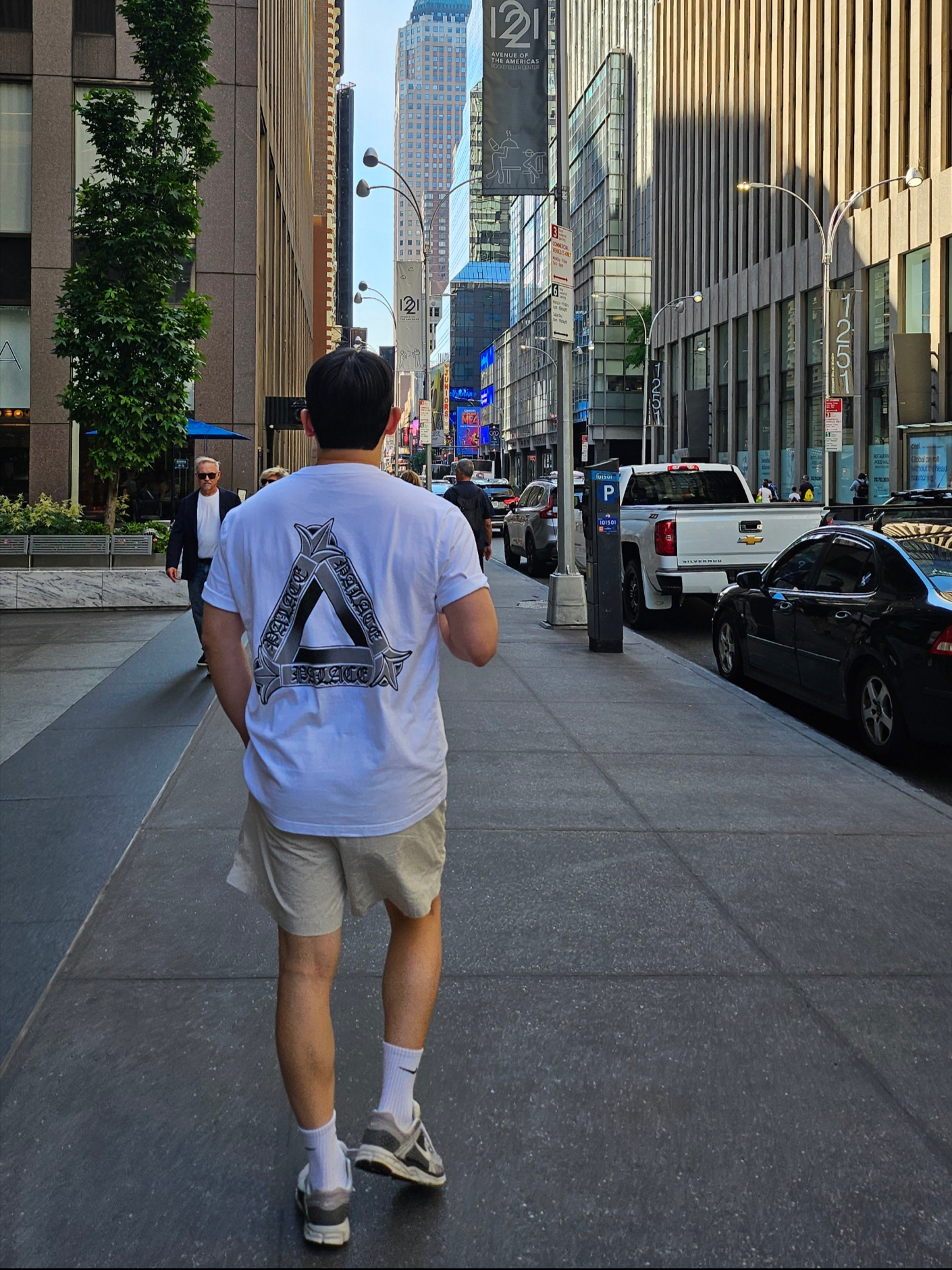 Palace Tri-OG T-Shirt White - 24SS 착용 스타일 - 2