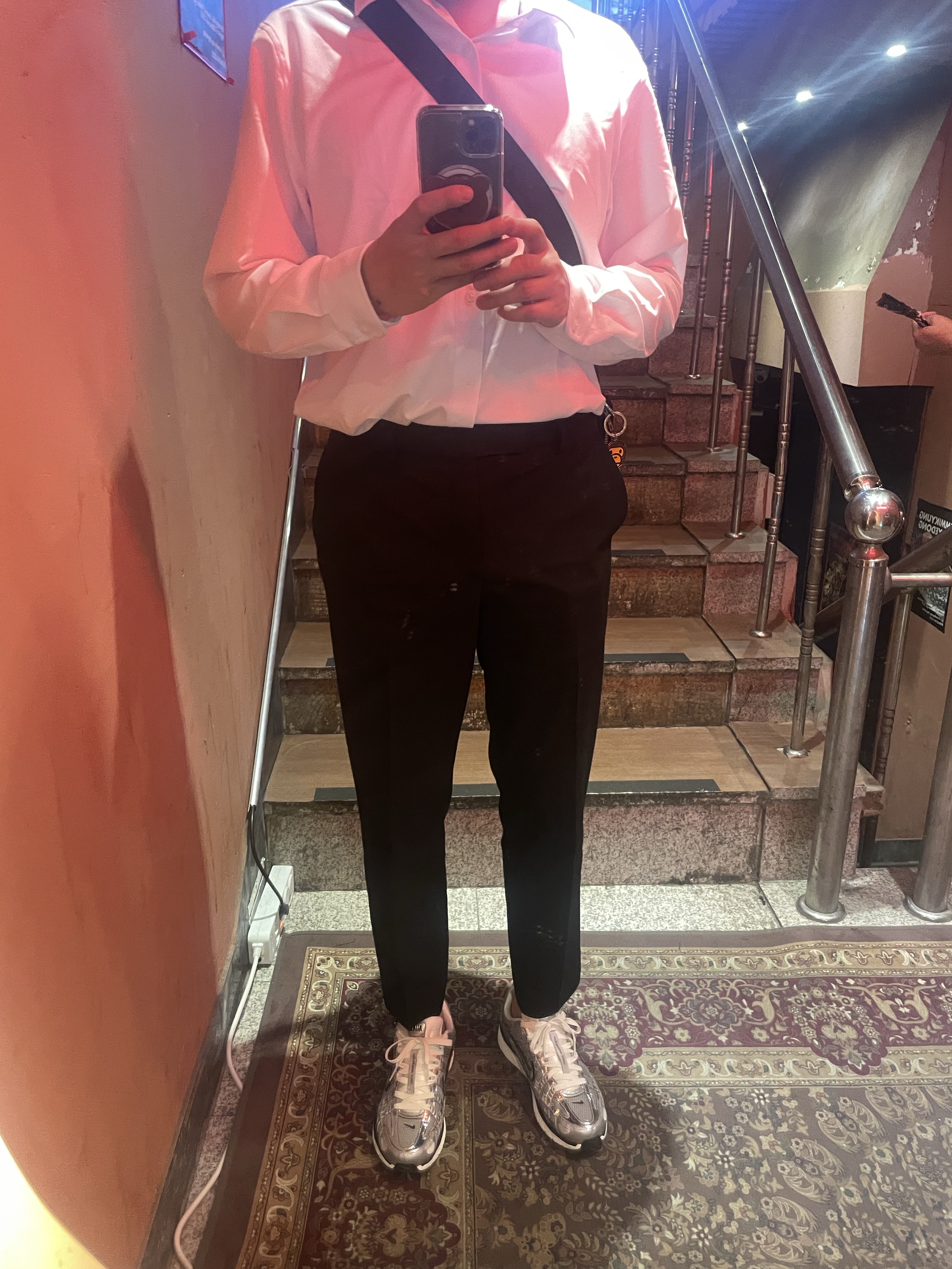 Nike P-6000 Metallic Silver, Porter Tanker Shoulder Bag S Black 착용 스타일