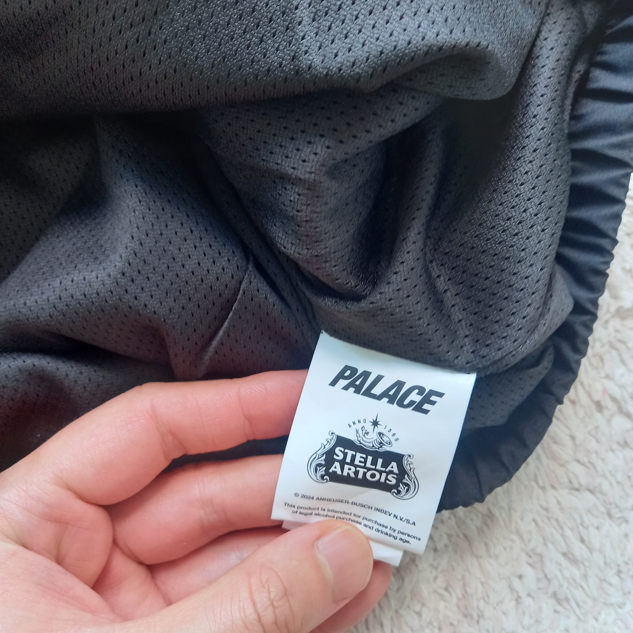Palace x Stella Artois Light Court Jacket Black - 24SS 착용 스타일 - 7