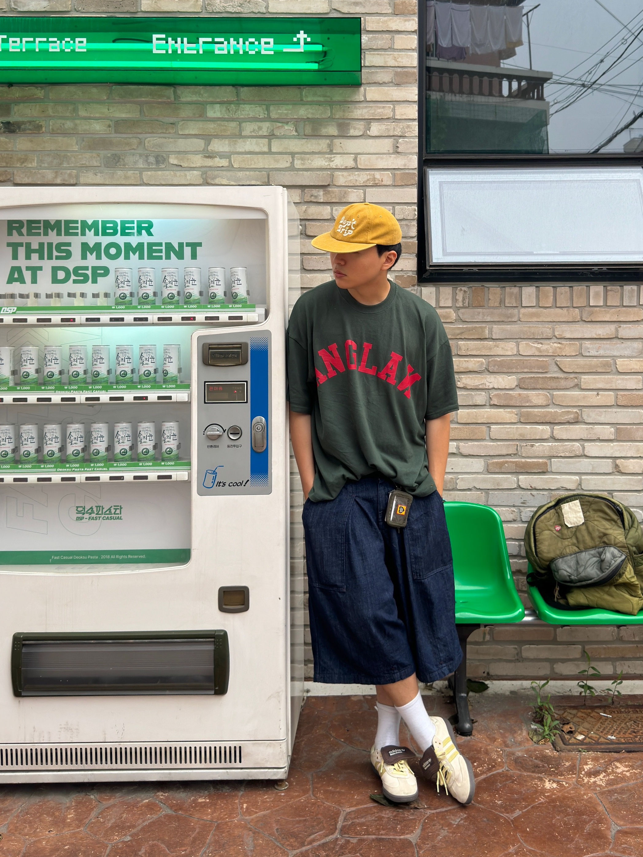 Free & Easy Don't Trip Washed Hat Mustard 착용 스타일 - 4