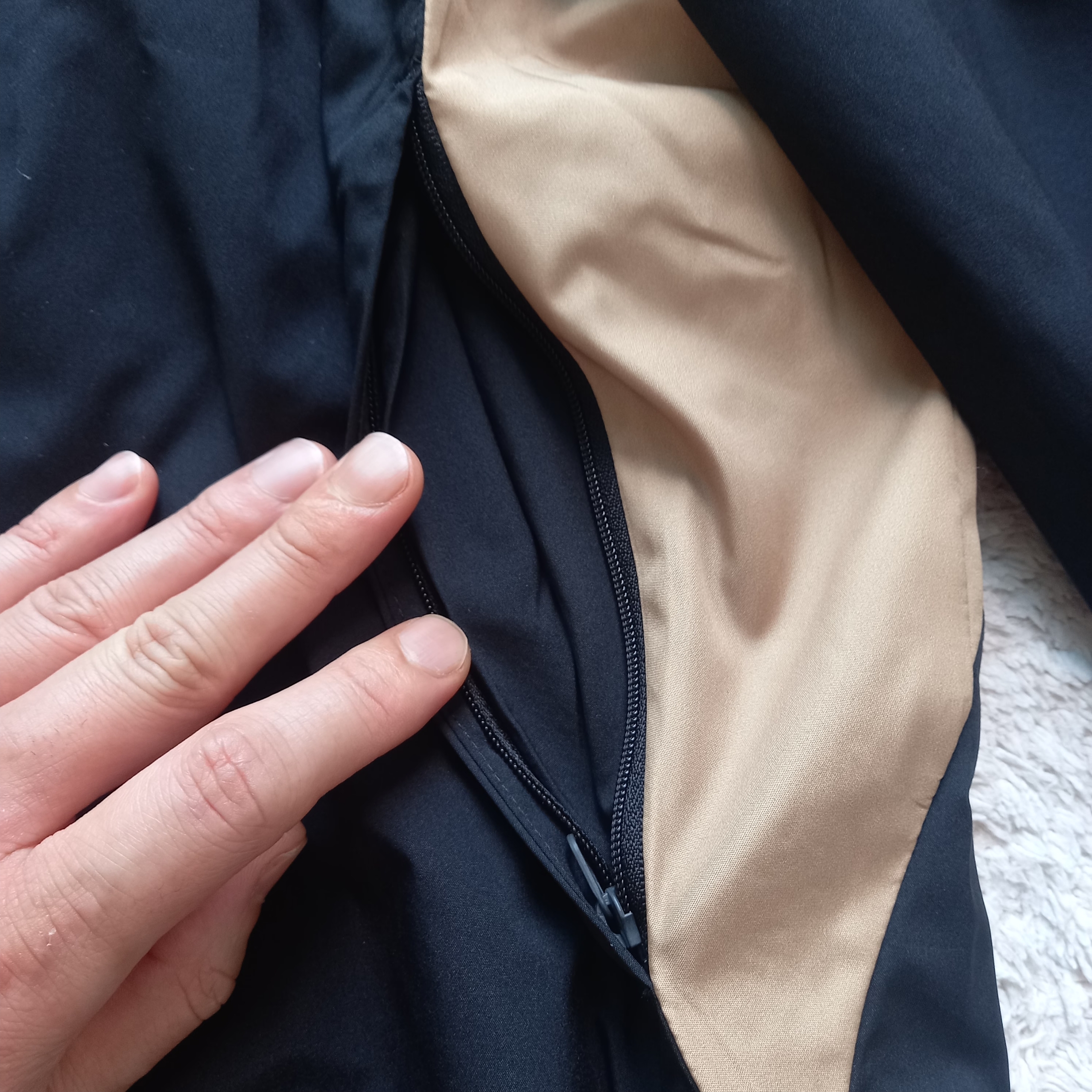 Palace x Stella Artois Light Court Jacket Black - 24SS 착용 스타일 - 6