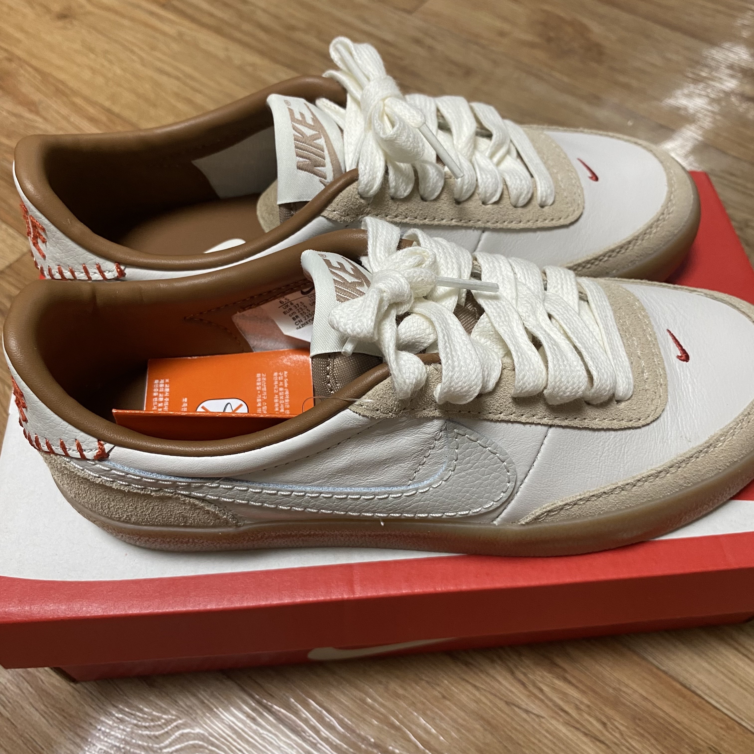 (W) Nike Killshot 2 Phantom Gum Yellow 착용 스타일 - 2