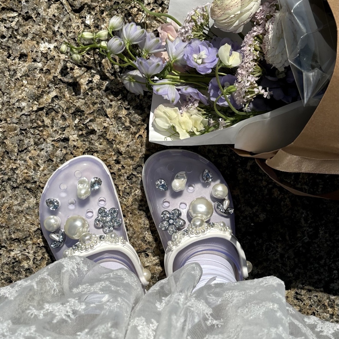 (W) Crocs x Simone Rocha Classic Clog Translucent 착용 스타일