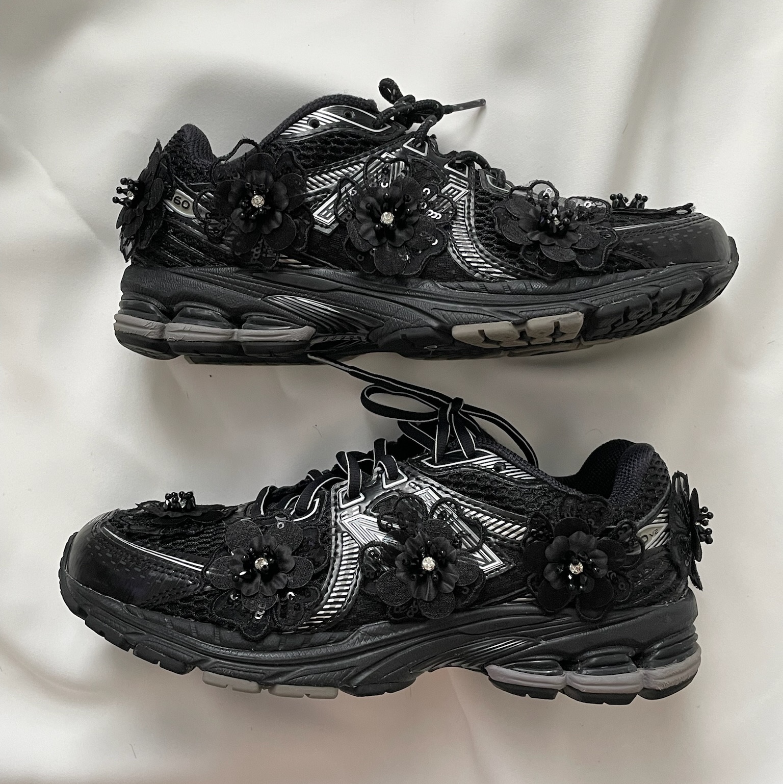 New Balance 860v2 Black Grey 착용 스타일