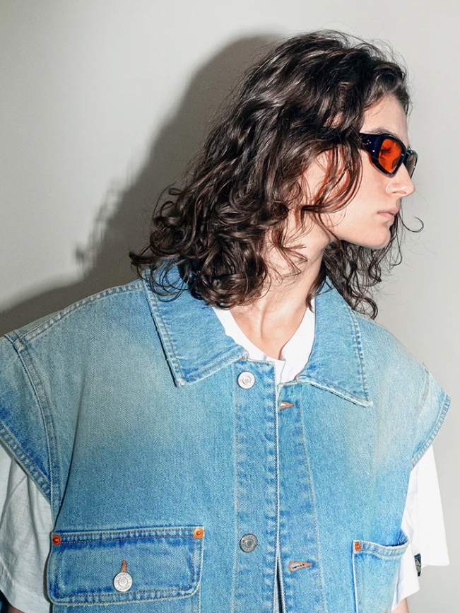 Martine Rose Denim Gilet Bleached Wash 착용 스타일 - 2