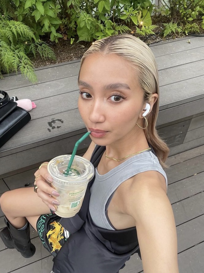 Entire Studios Women Cropped Tank Brunette - 24FW, Entire Studios Women Cropped Tank Washed Black - 24FW 착용 스타일 - 2