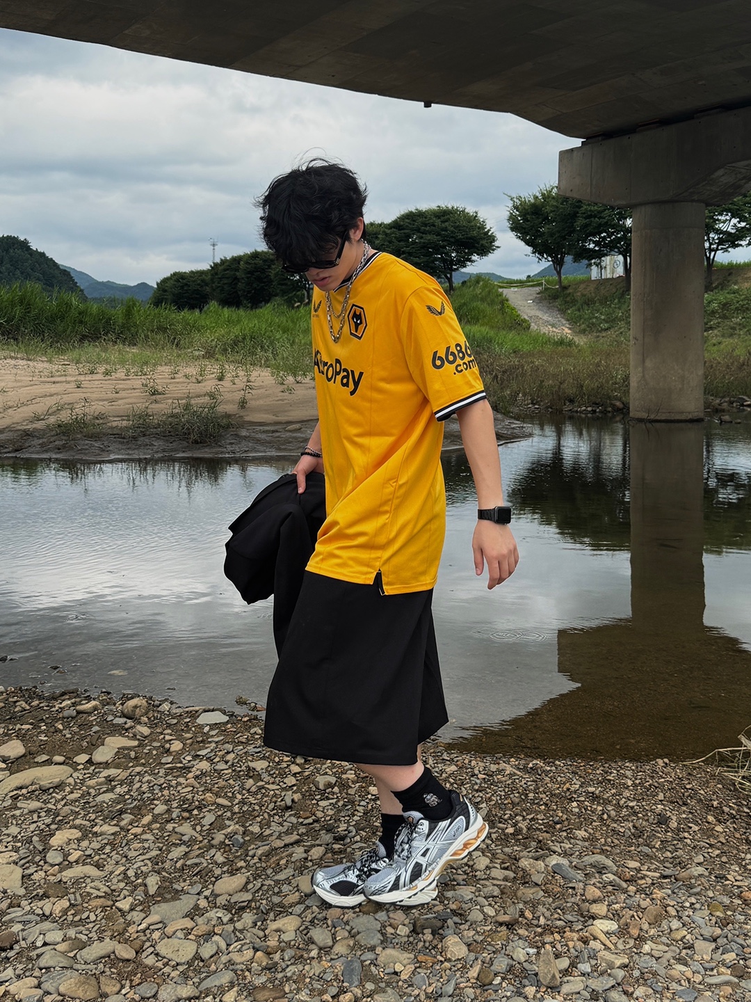 Puma AC Milan 2022/23 3rd Jersey Replica Dark Green Moss (Non Marking Ver.), Nike Paris Saint-Germain 2023/24 Dri-Fit Stadium Home Jersey Midnight Navy (Non Marking Ver.) 착용 스타일 - 4