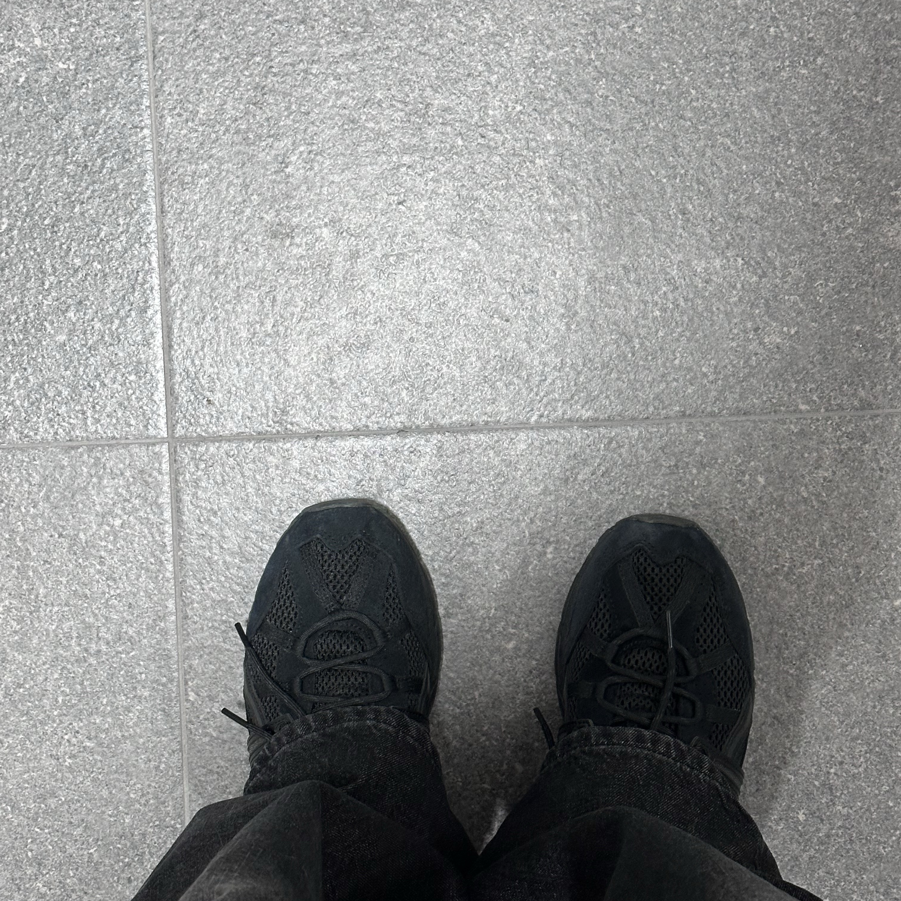 Asics Gel-Sonoma 15-50 Black 착용 스타일