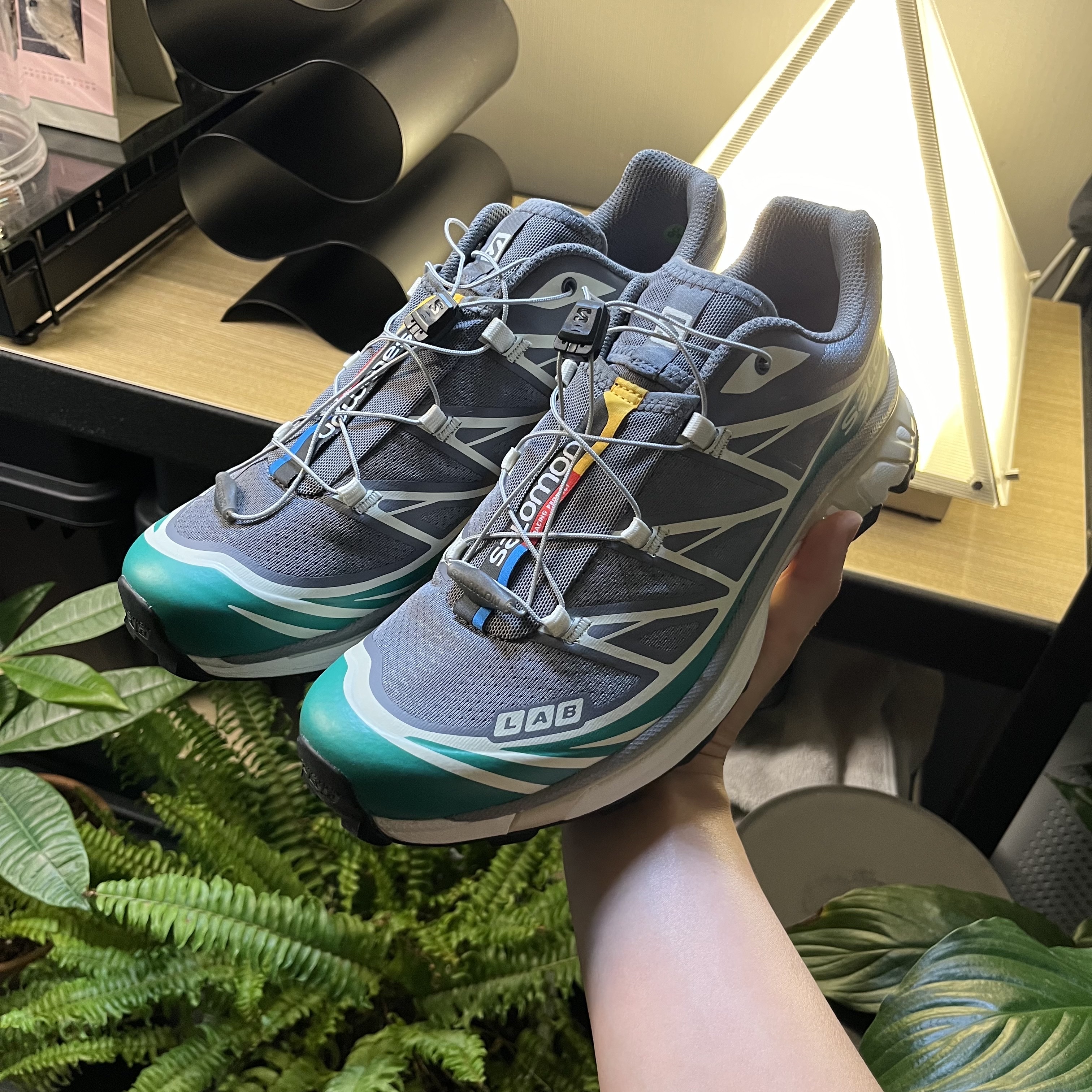Salomon XT-6 Quiet Shade Deep Green 착용 스타일