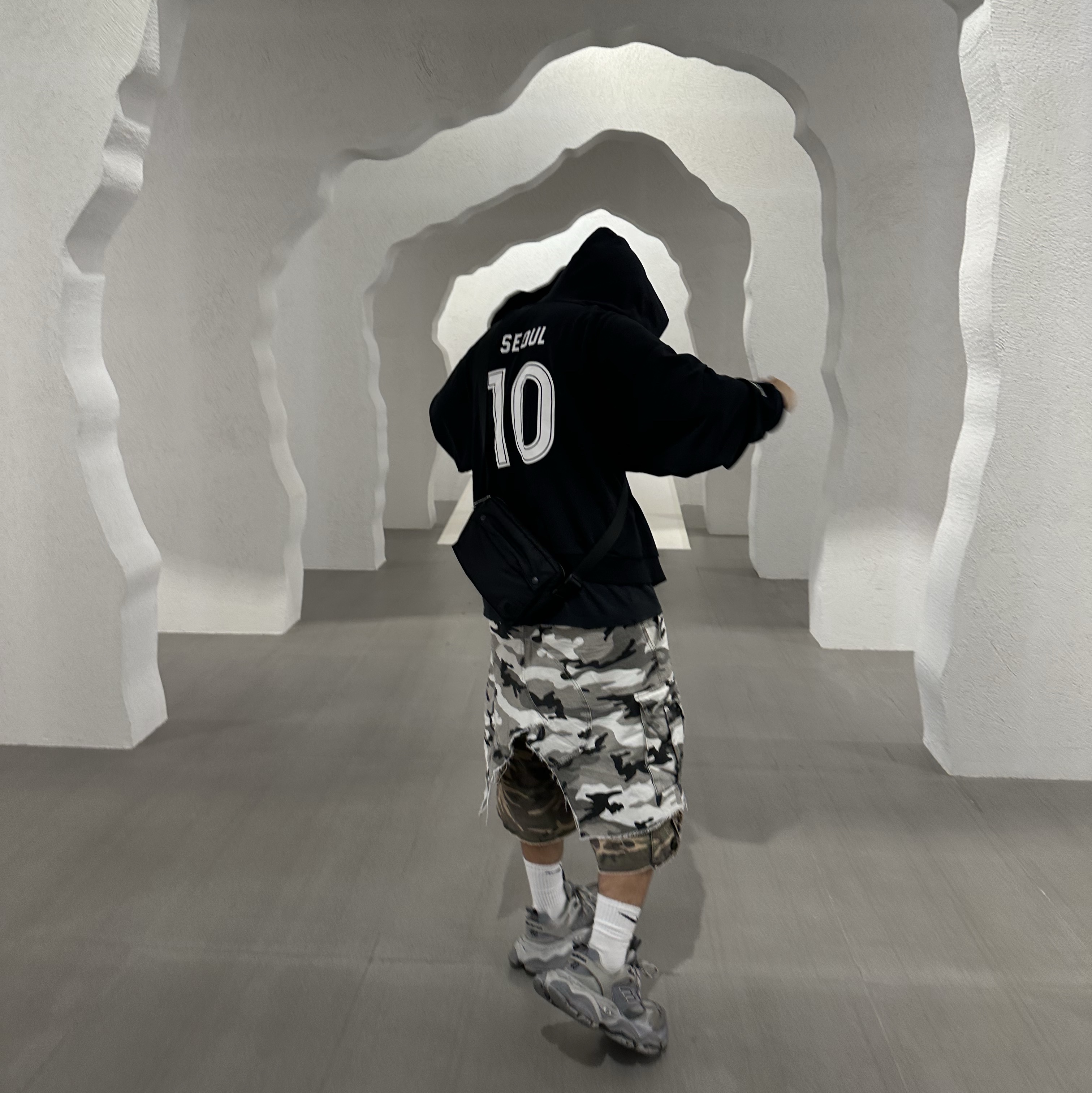 Balenciaga Soccer Series Seoul Soccer Zip-Up Medium Fit Hoodie Black, Project G/R x MFM333. Layered Skirt Camo Cargo Shorts Multi Camo 착용 스타일 - 6
