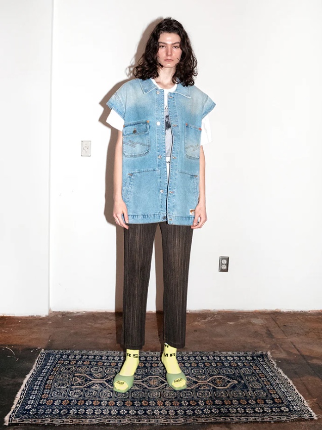 Martine Rose Denim Gilet Bleached Wash 착용 스타일 - 1