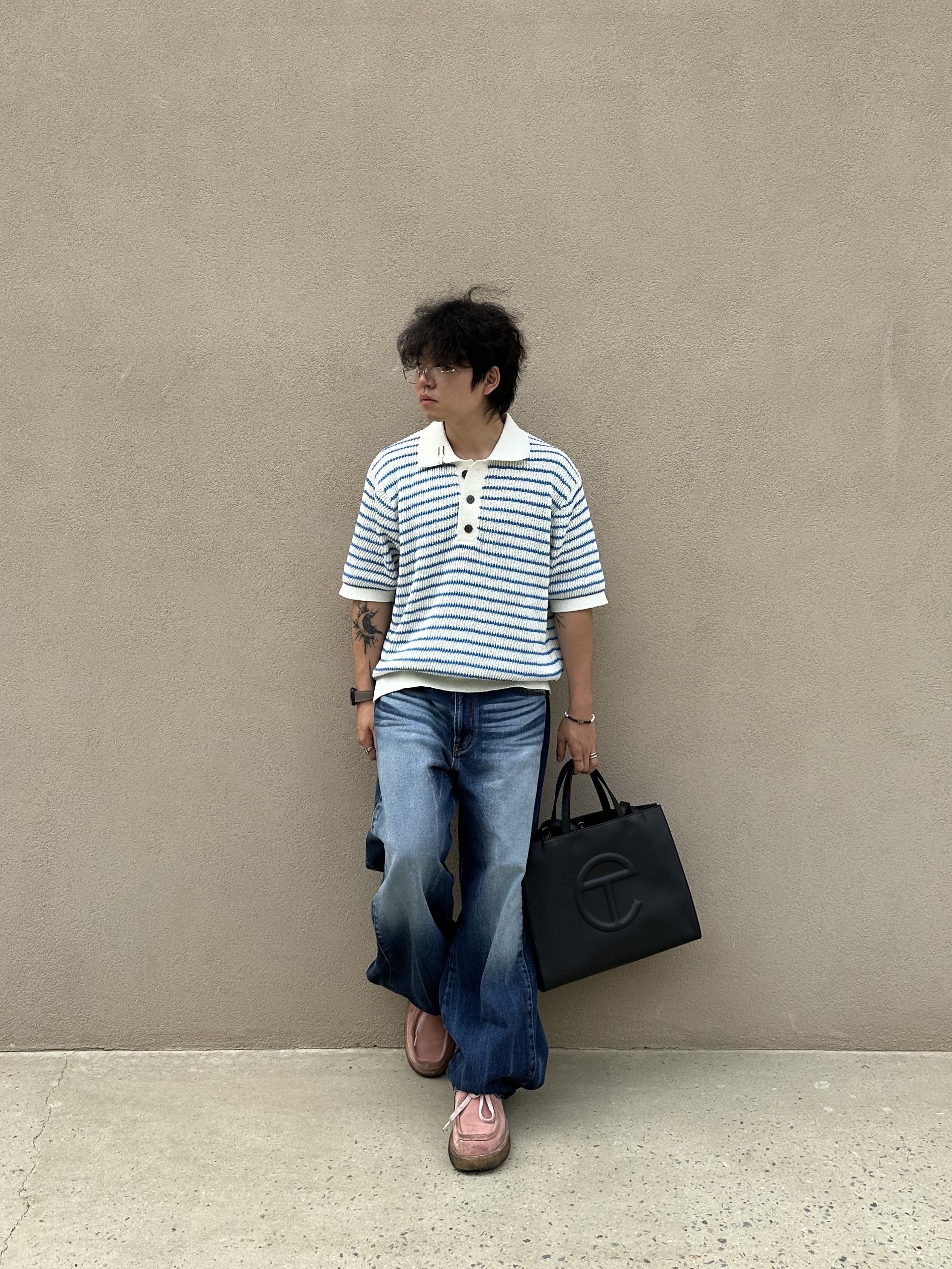 Telfar Medium Shopping Bag Black, Gentle Monster Atomic 02 Silver 착용 스타일 - 1