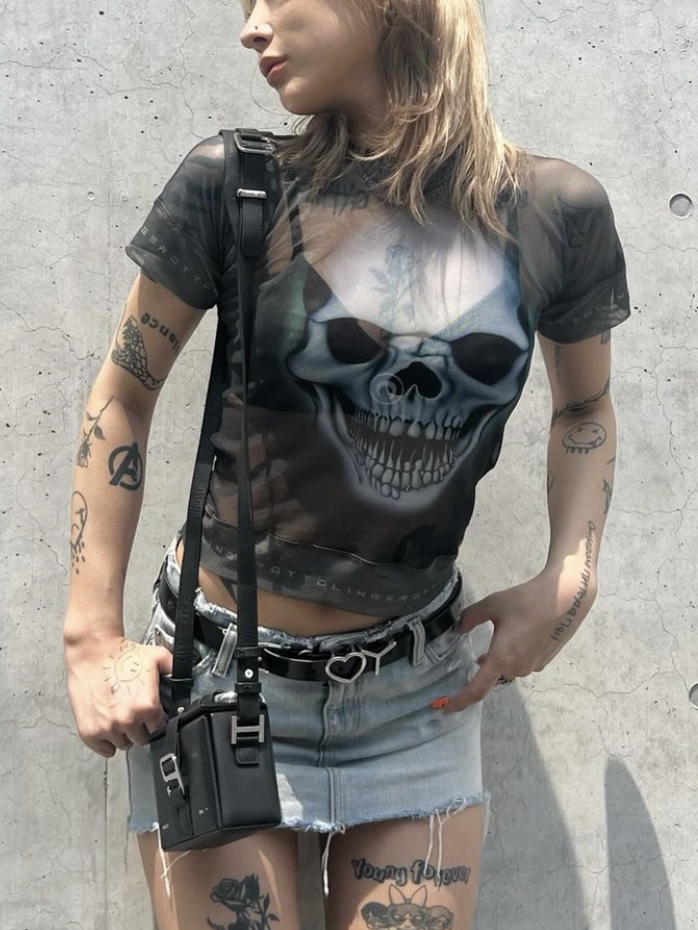 Ottolinger Women Mesh T-Shirt Skull Print 착용 스타일 - 3